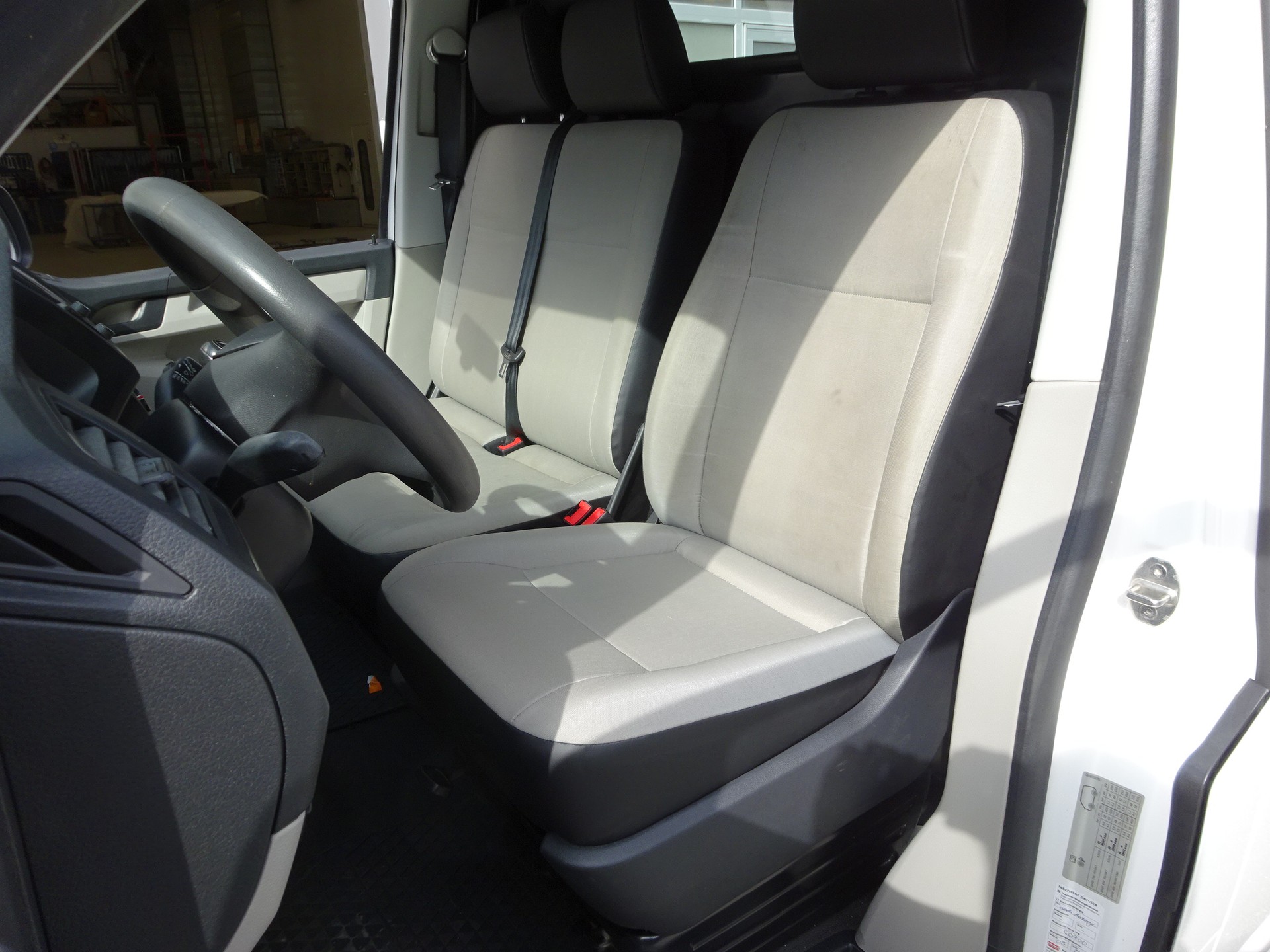 VW T6 2.0 TDI 4Motion-image-13