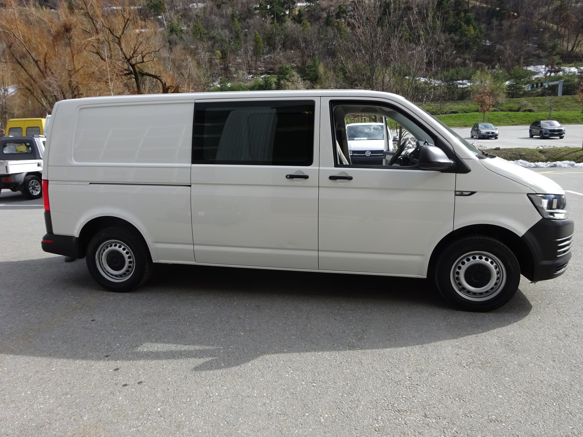 VW T6 2.0 TDI 4Motion-showroom-element-3