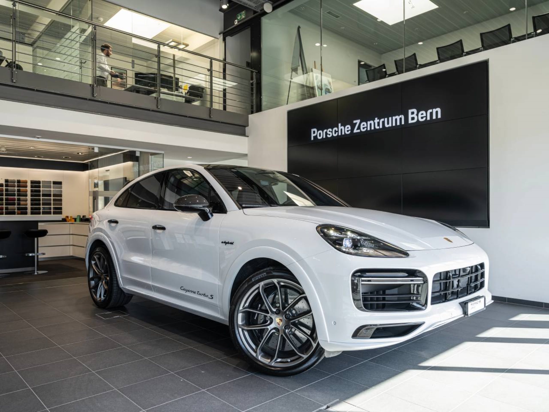 PORSCHE Cayenne Turbo S E-Hybrid Coupé
