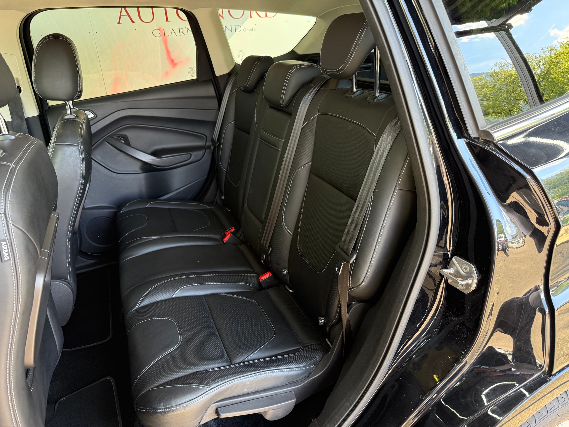 FORD Kuga 2.0 TDCi Titanium S 4WD PowerShift-image-14