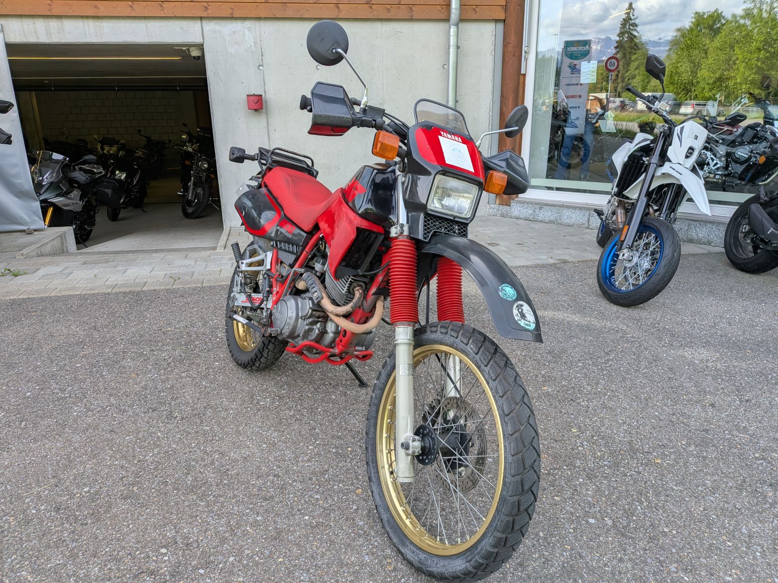 YAMAHA XT 600-image-1