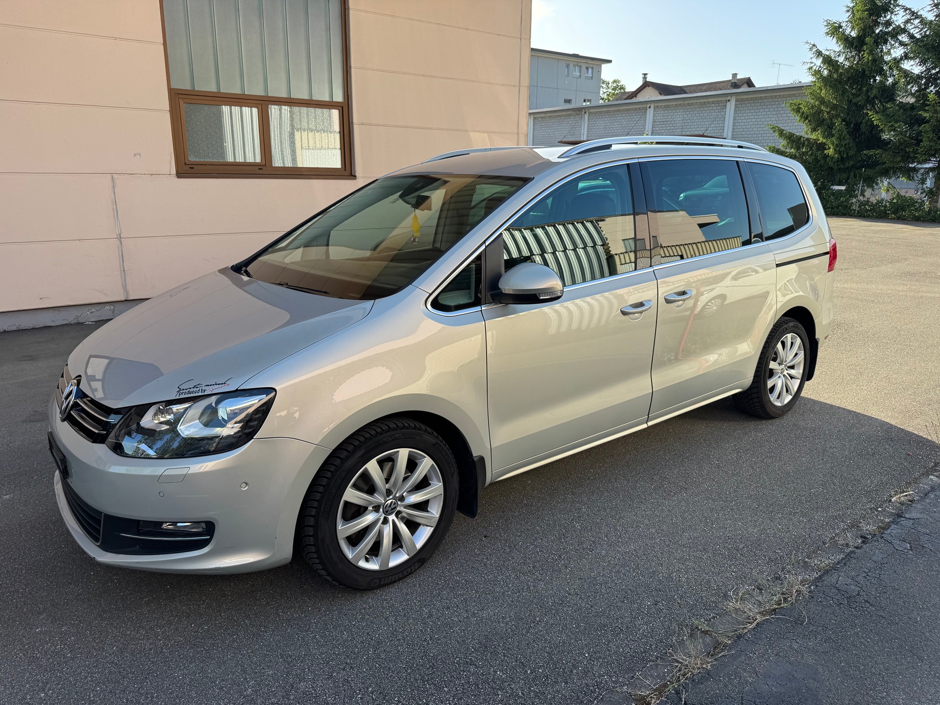 VW Sharan 2.0 TDI BlueMotion Technology Highline DSG 7 Sitze