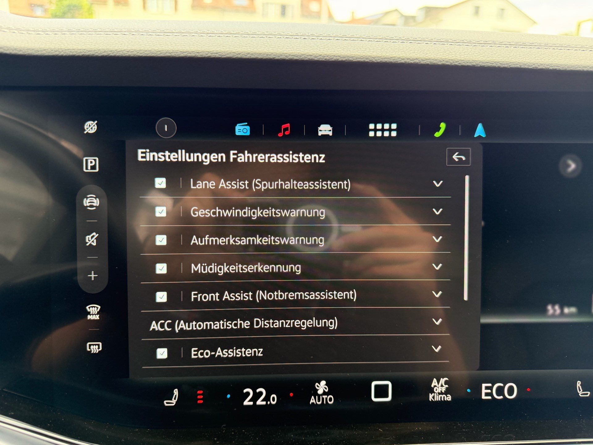 VW Touareg 3.0 TDI 4Motion R-Line *** TOPAUSSTATTUNG ZUM UNSCHLAGBAREN PREIS ***-image-17