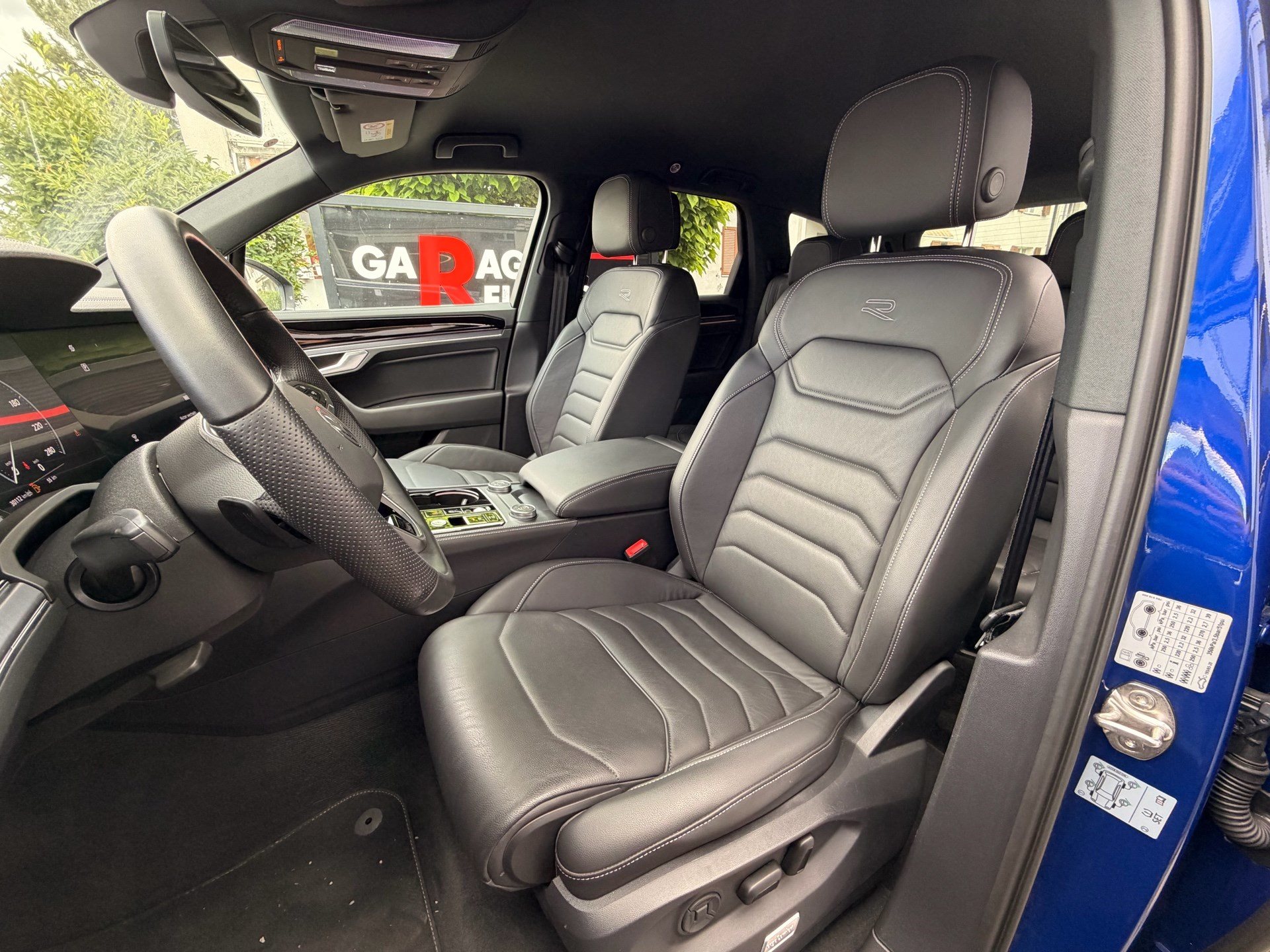 VW Touareg 3.0 TDI 4Motion R-Line *** TOPAUSSTATTUNG ZUM UNSCHLAGBAREN PREIS ***-image-7