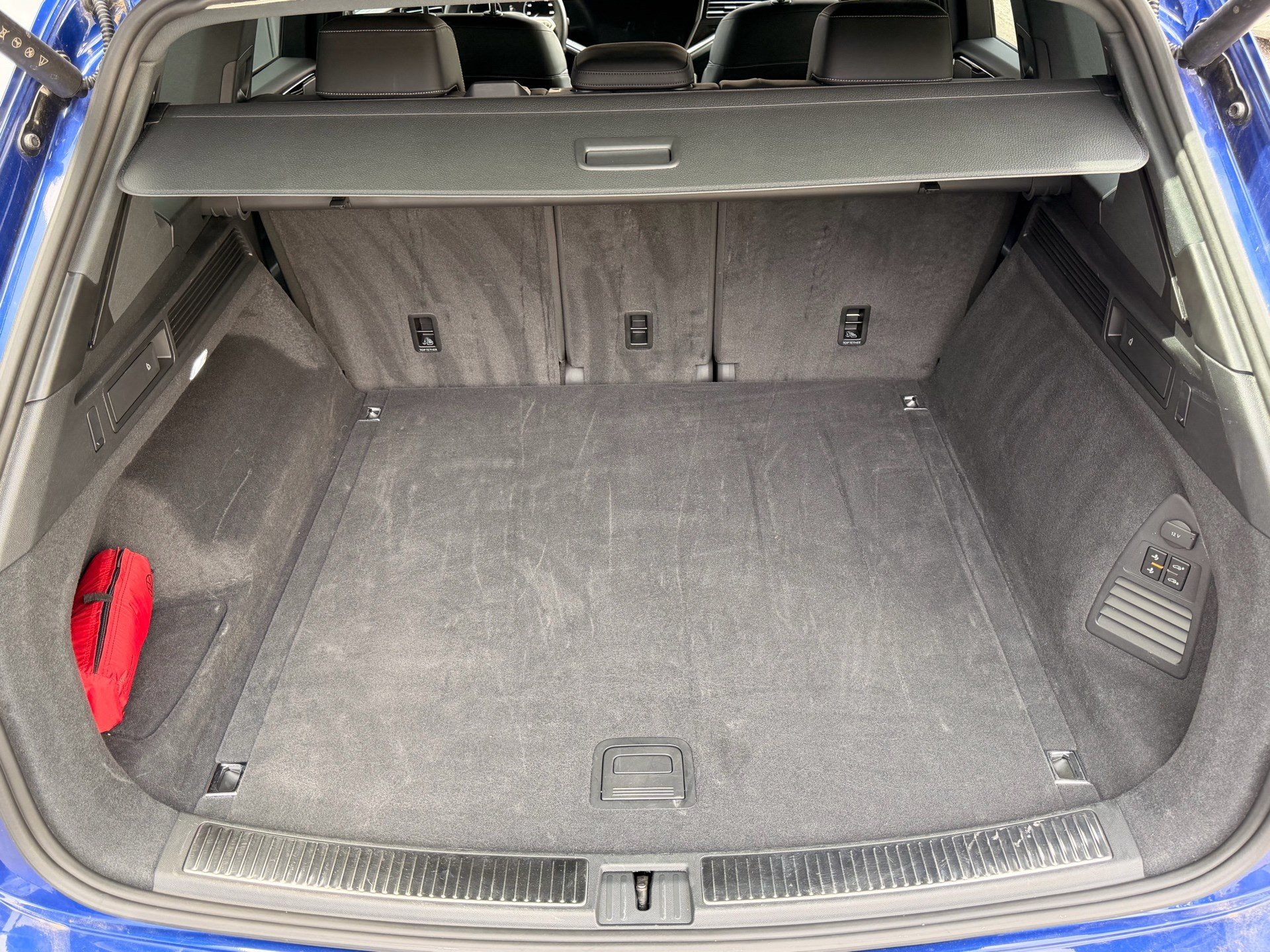 VW Touareg 3.0 TDI 4Motion R-Line *** TOPAUSSTATTUNG ZUM UNSCHLAGBAREN PREIS ***-image-27