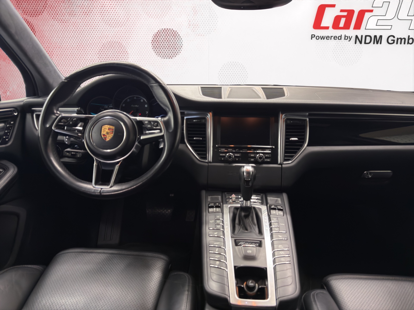 PORSCHE Macan Turbo PDK-image-8