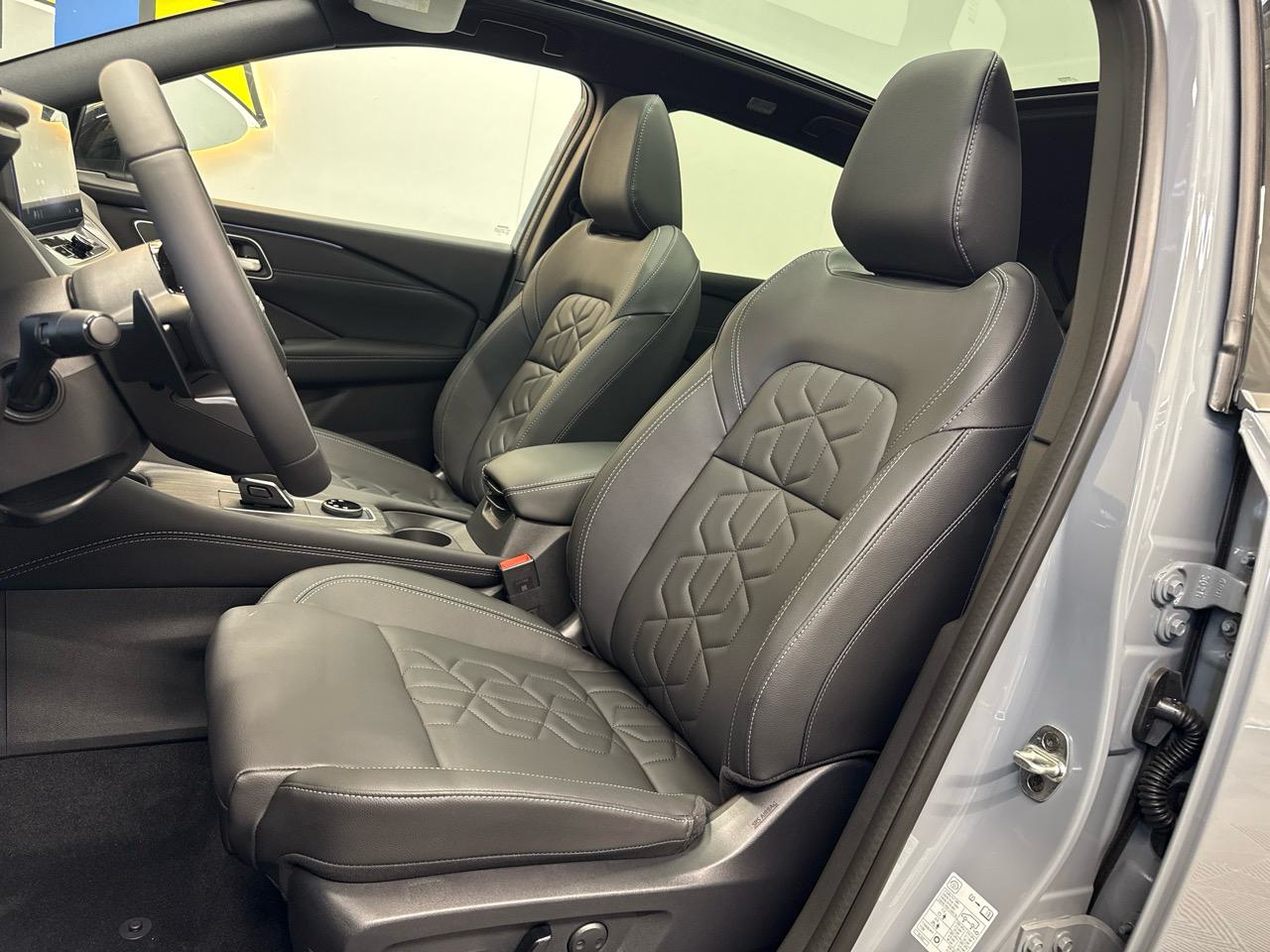 NISSAN Qashqai 1.3 DIG-T MHEV Tekna Xtronic 4x4-showroom-element-3