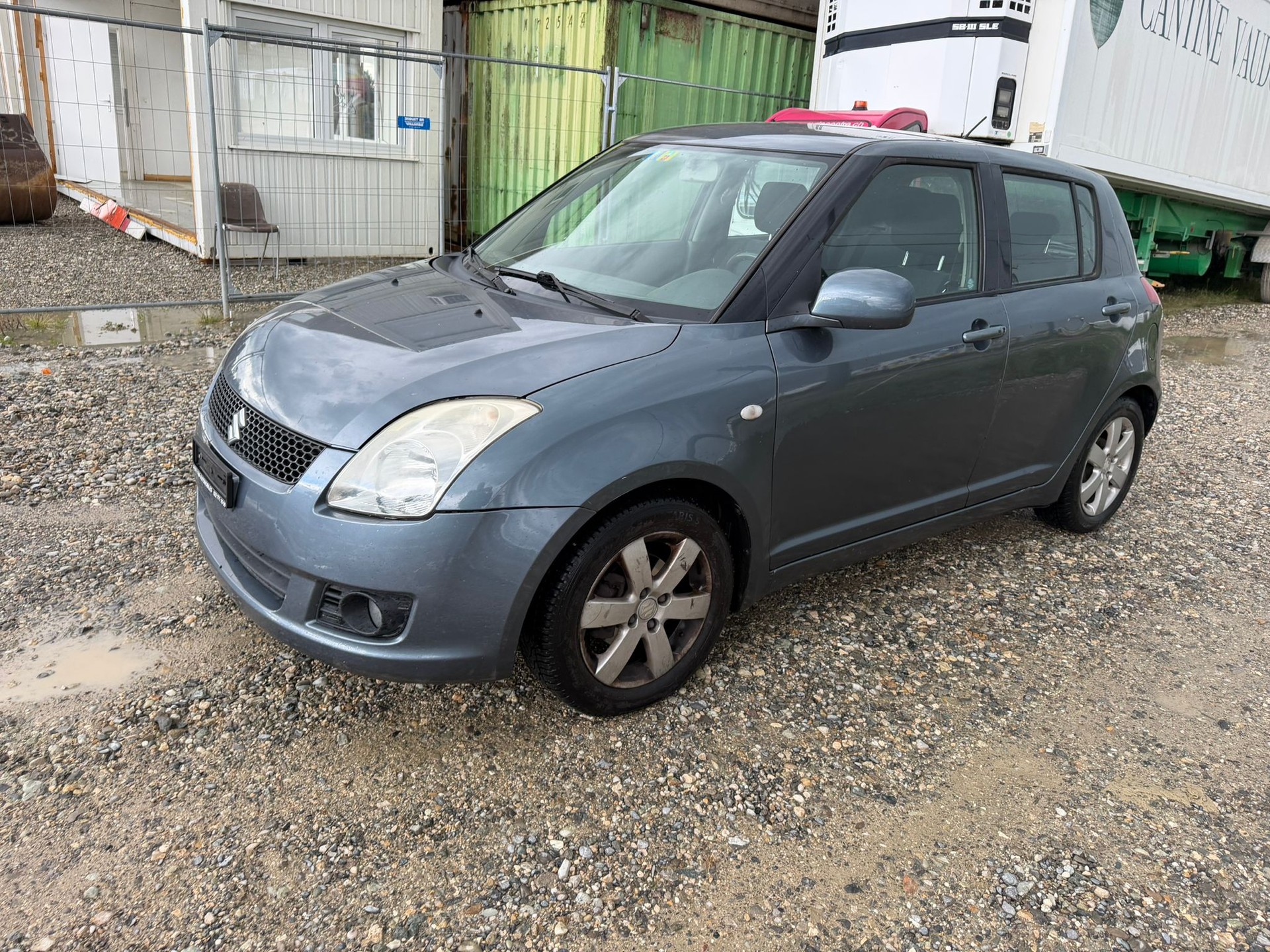 SUZUKI Swift 1.3i 16V GL Top-image-11