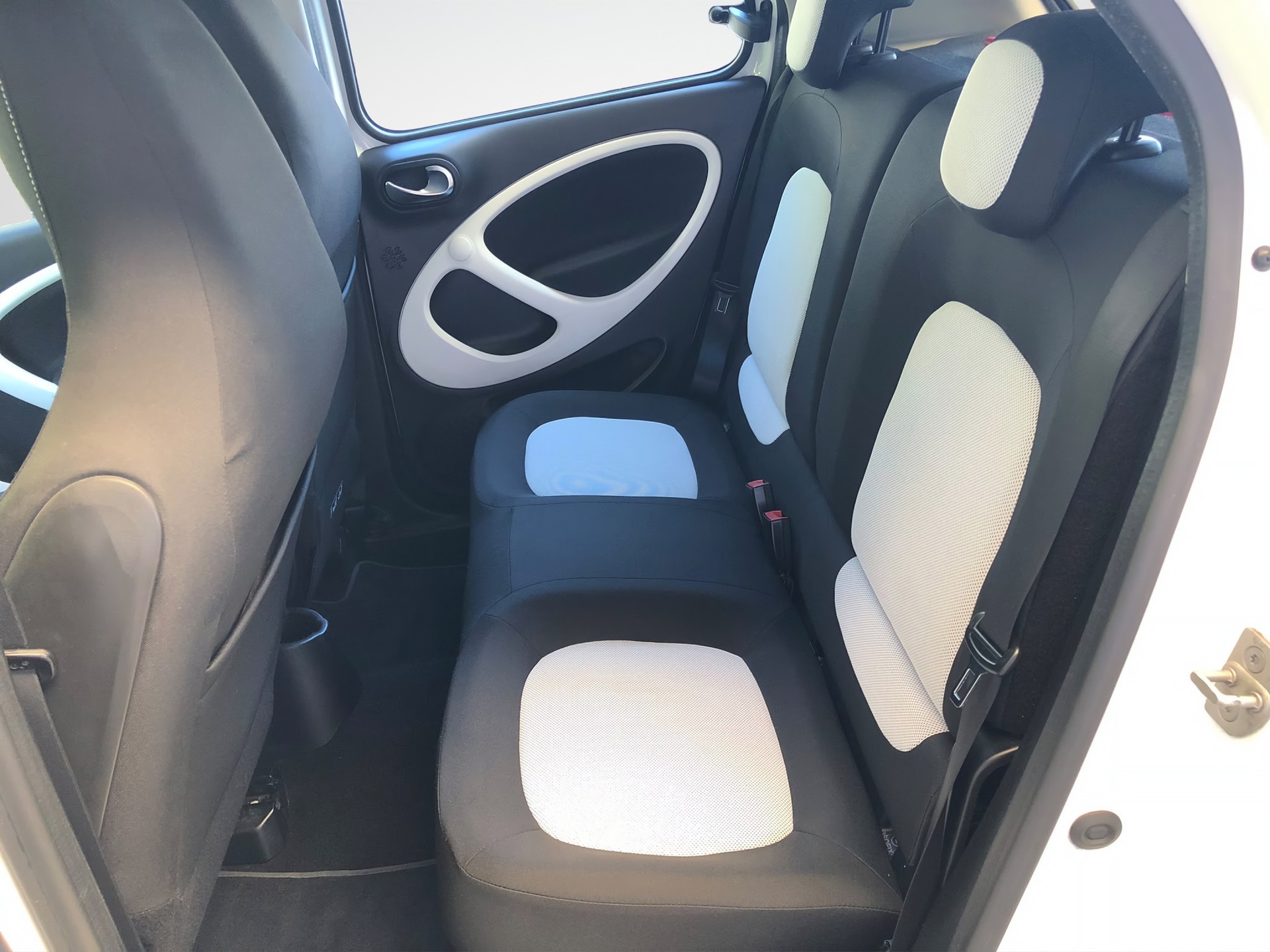 SMART forfour passion twinmatic cabrio-image-9