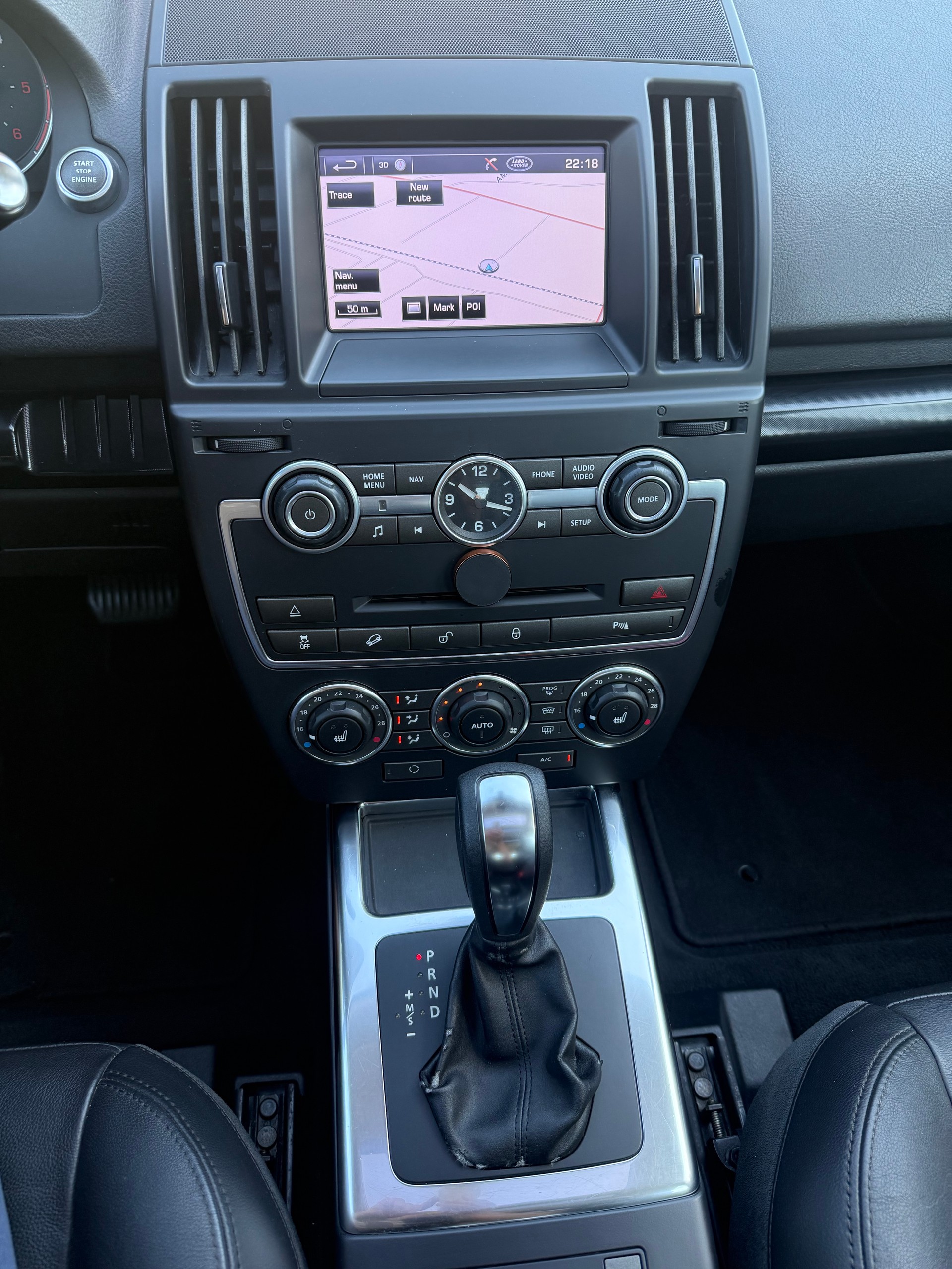 LAND ROVER Freelander 2.2 SD4 HSE Automatic-image-23