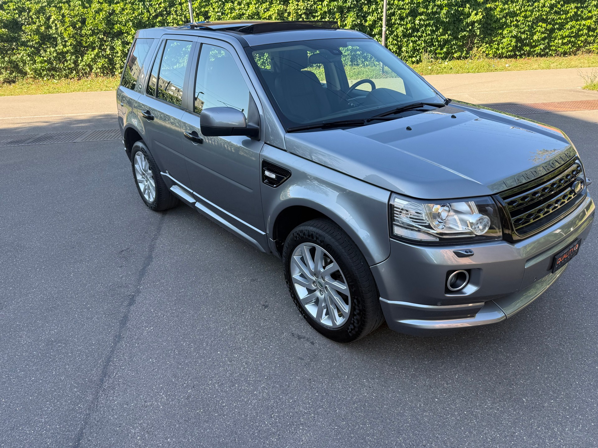 LAND ROVER Freelander 2.2 SD4 HSE Automatic-image-5