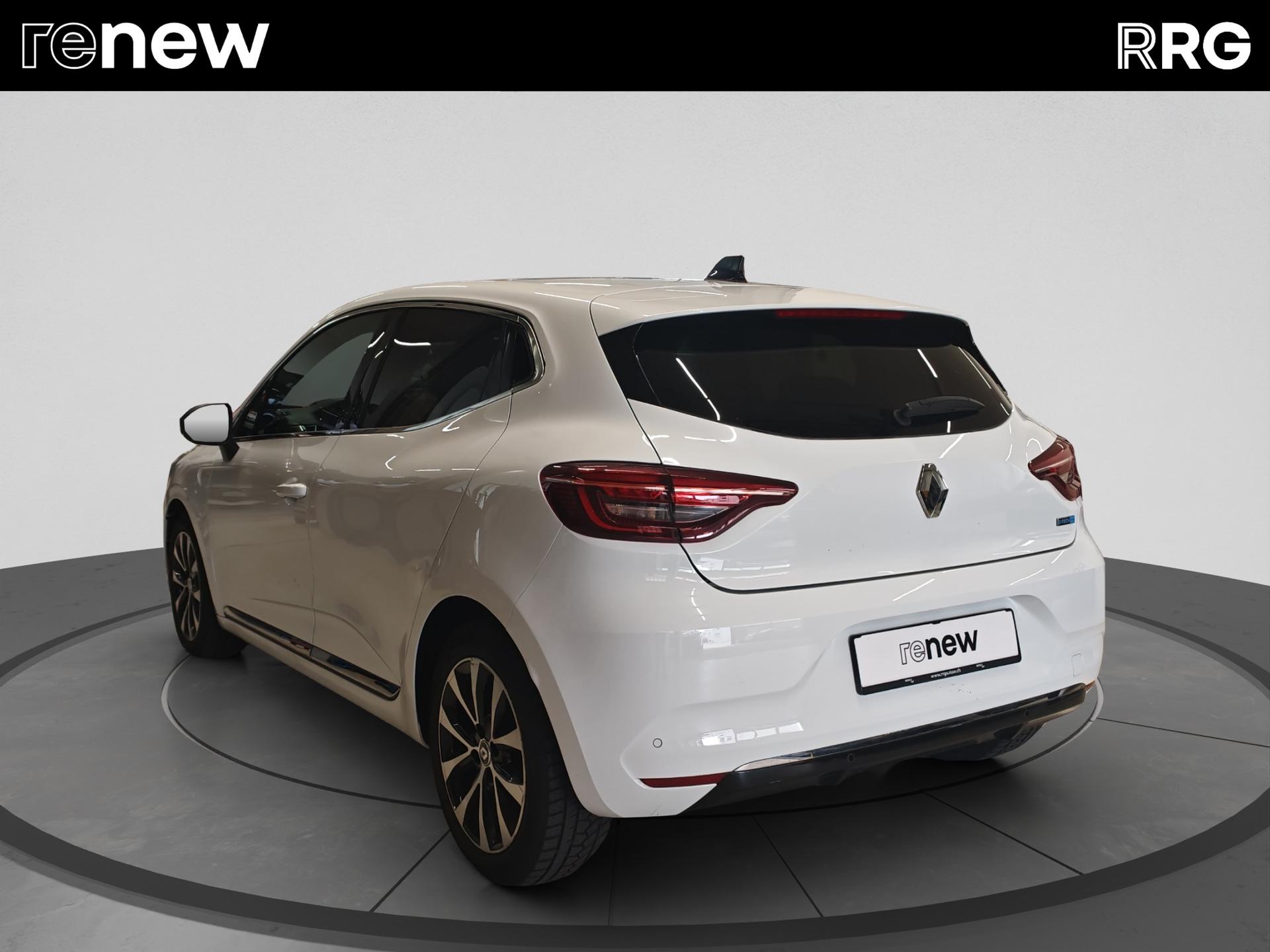 RENAULT Clio 1.6 E-Tech Techno-showroom-element-3