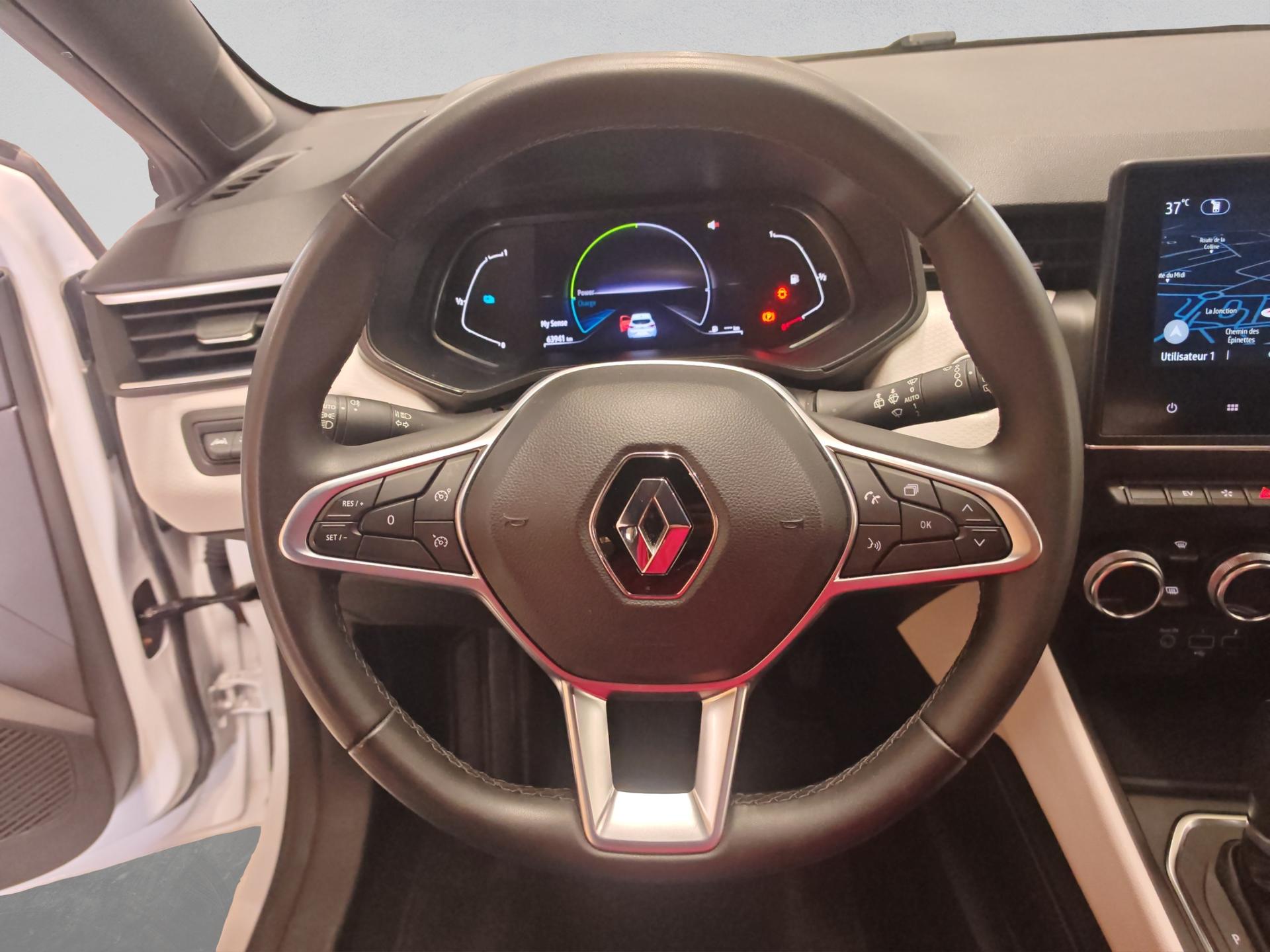 RENAULT Clio 1.6 E-Tech Techno-image-8