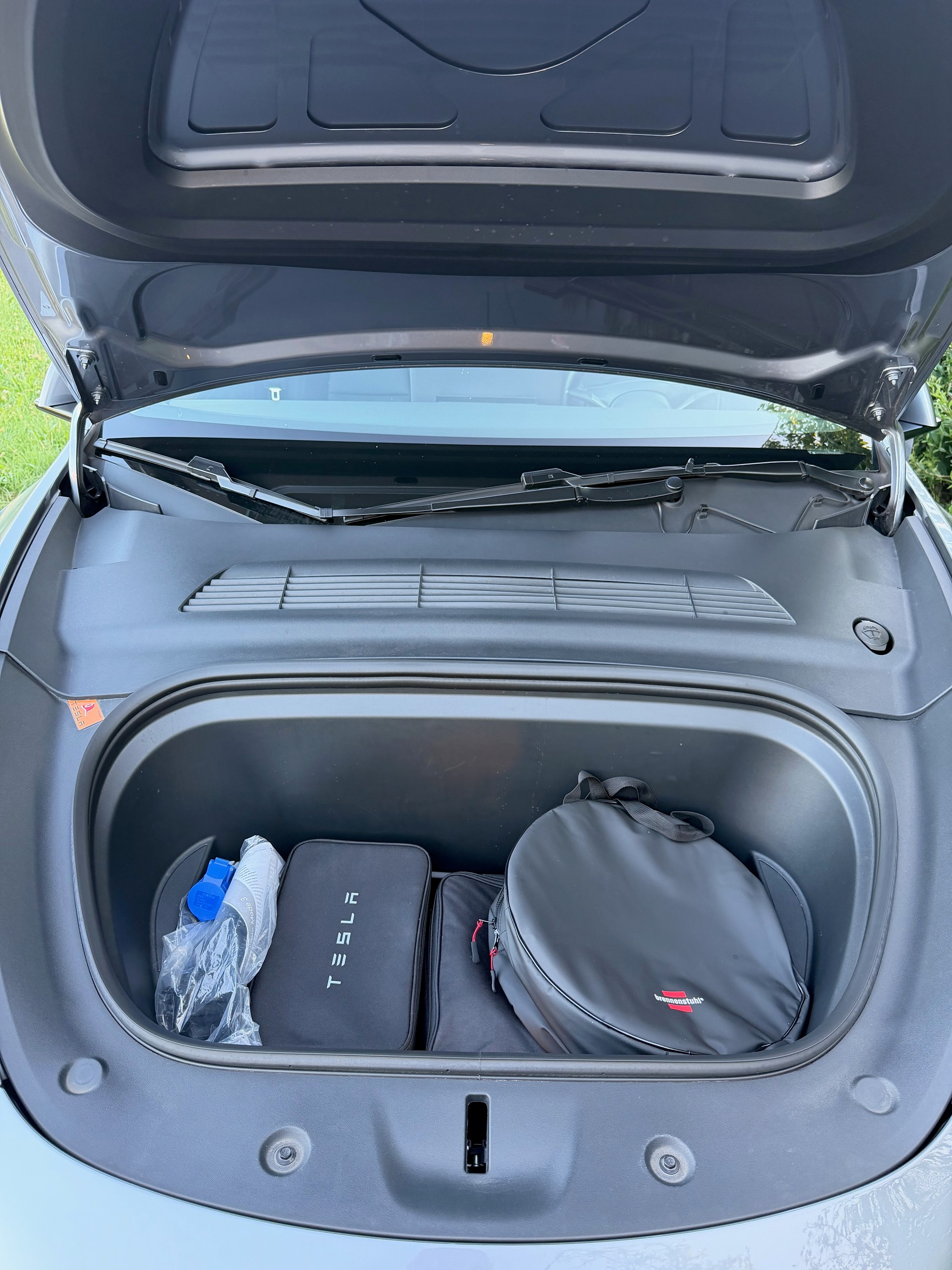 TESLA Performance D-image-7