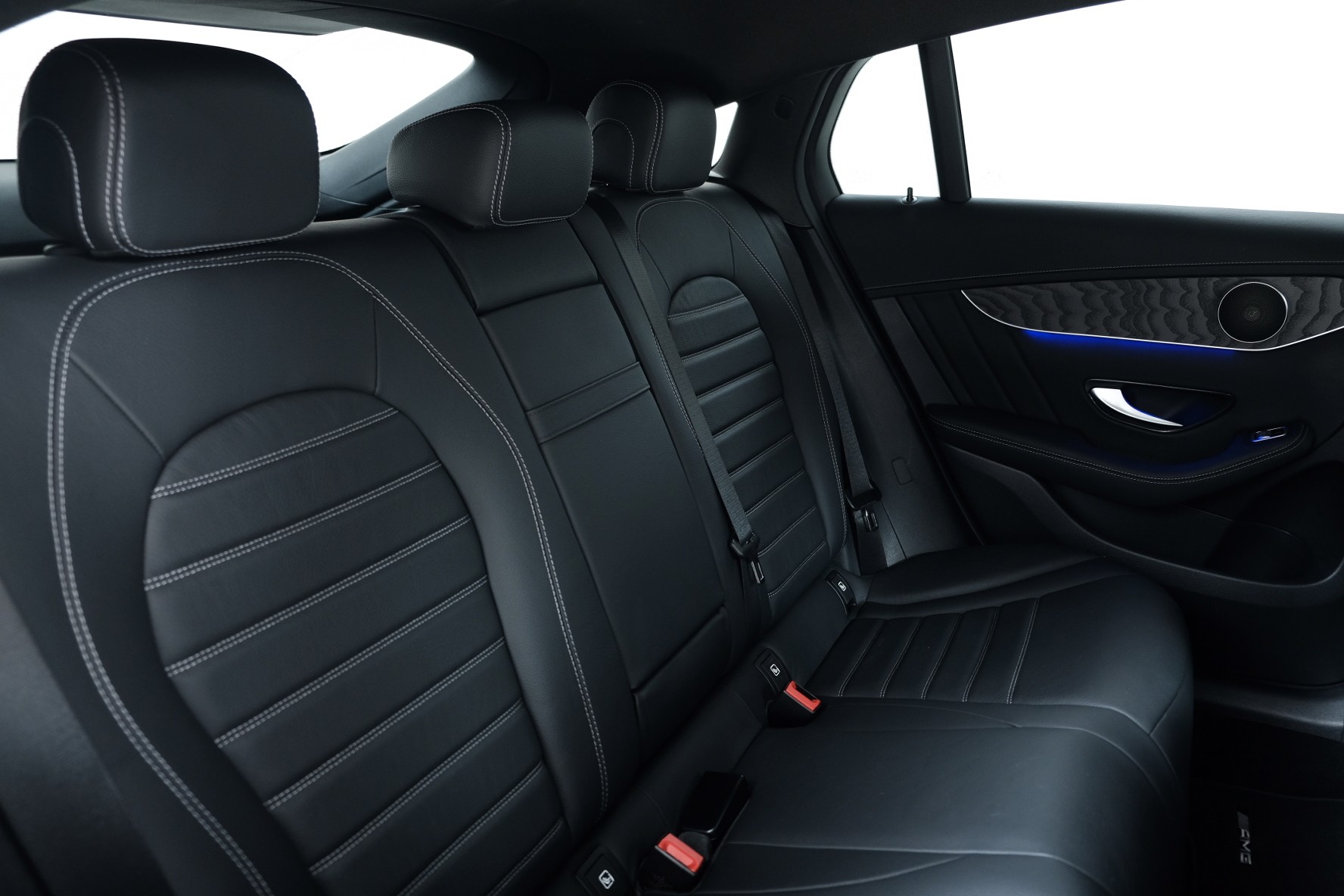 MERCEDES-BENZ GLC Coupé 200 AMG Line 4Matic 9G-Tronic-image-11