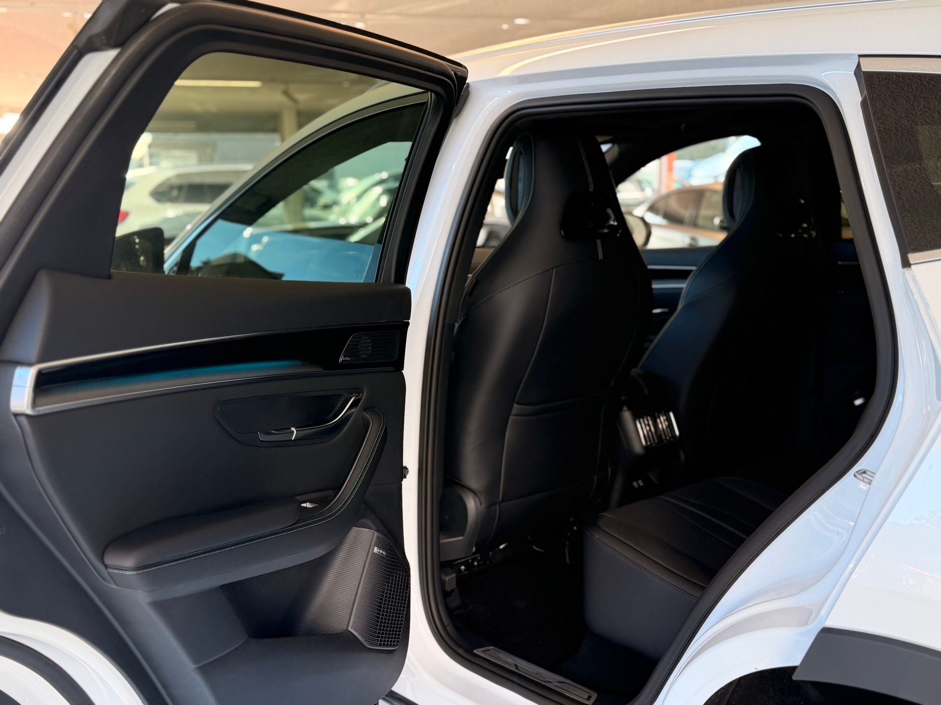 BYD Seal U DM-i Comfort inkl. Gratis Service-image-24