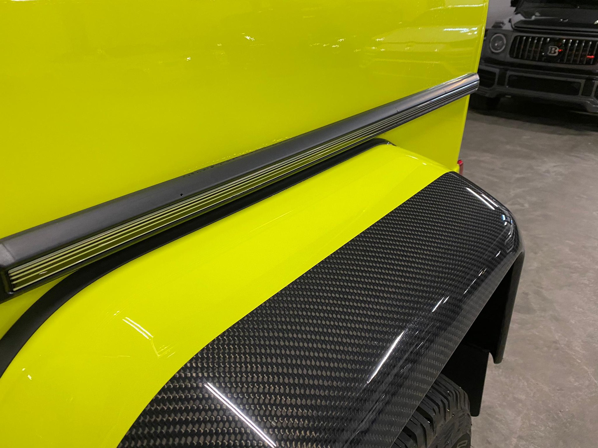 MERCEDES-BENZ G 500 4x42 7G-Tronic Sonderfarbe-image-4
