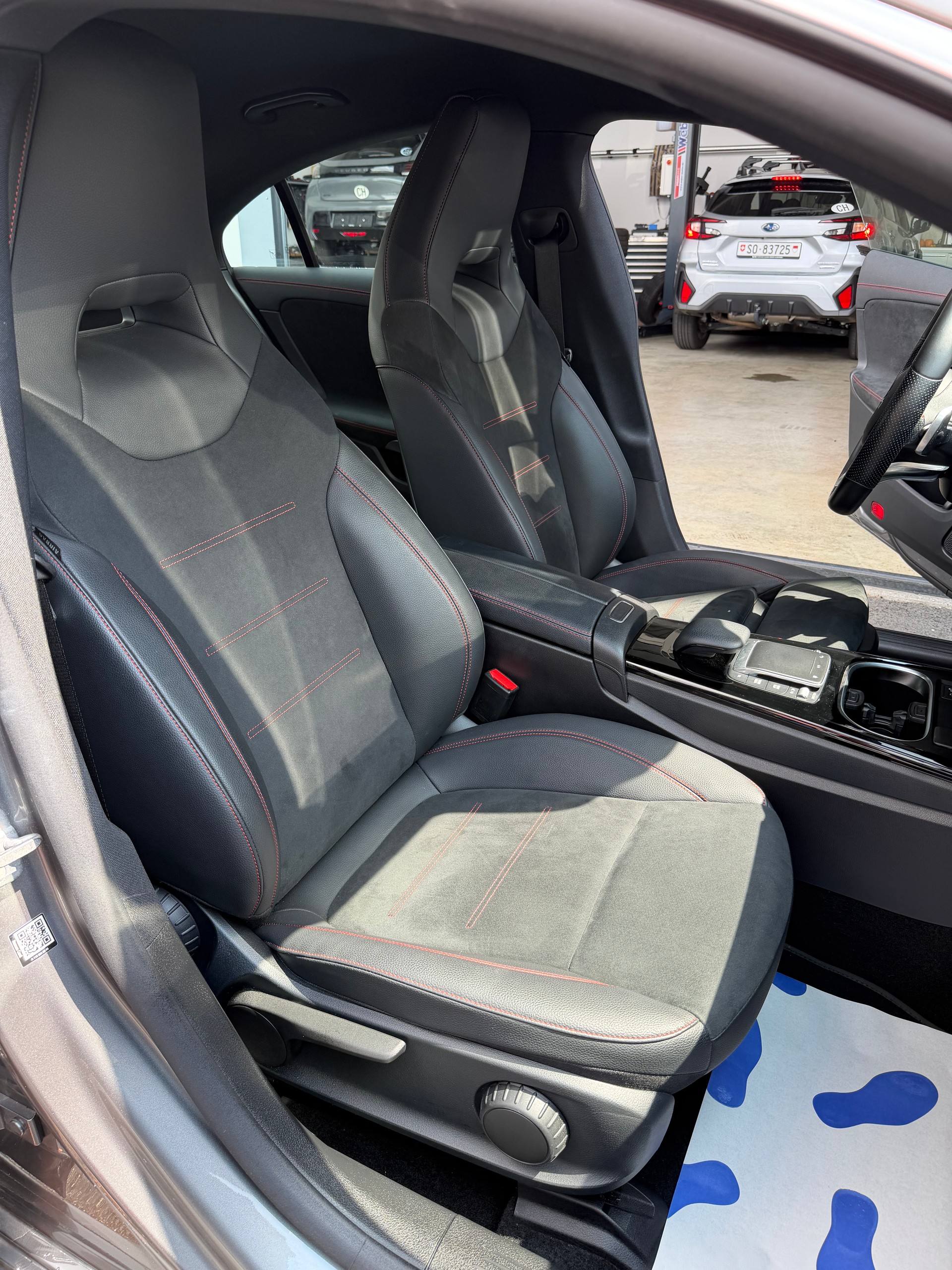 MERCEDES-BENZ CLA 200 7G-DCT-image-9