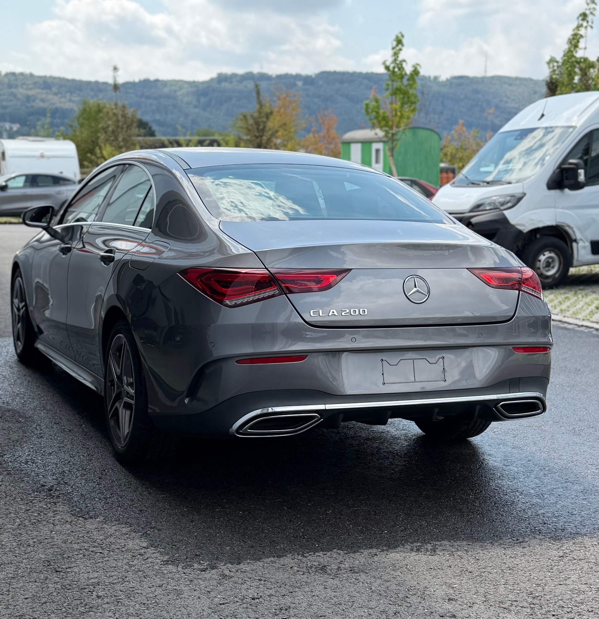 MERCEDES-BENZ CLA 200 7G-DCT-image-4