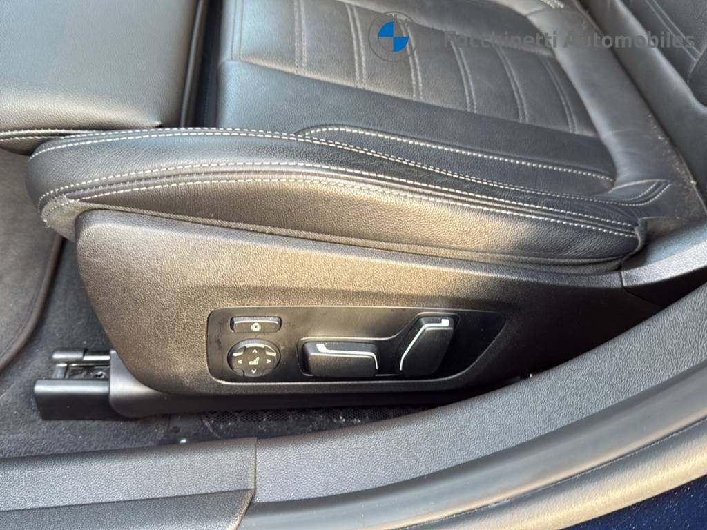 BMW 330e xDrive Steptronic M Sport Pro-image-11