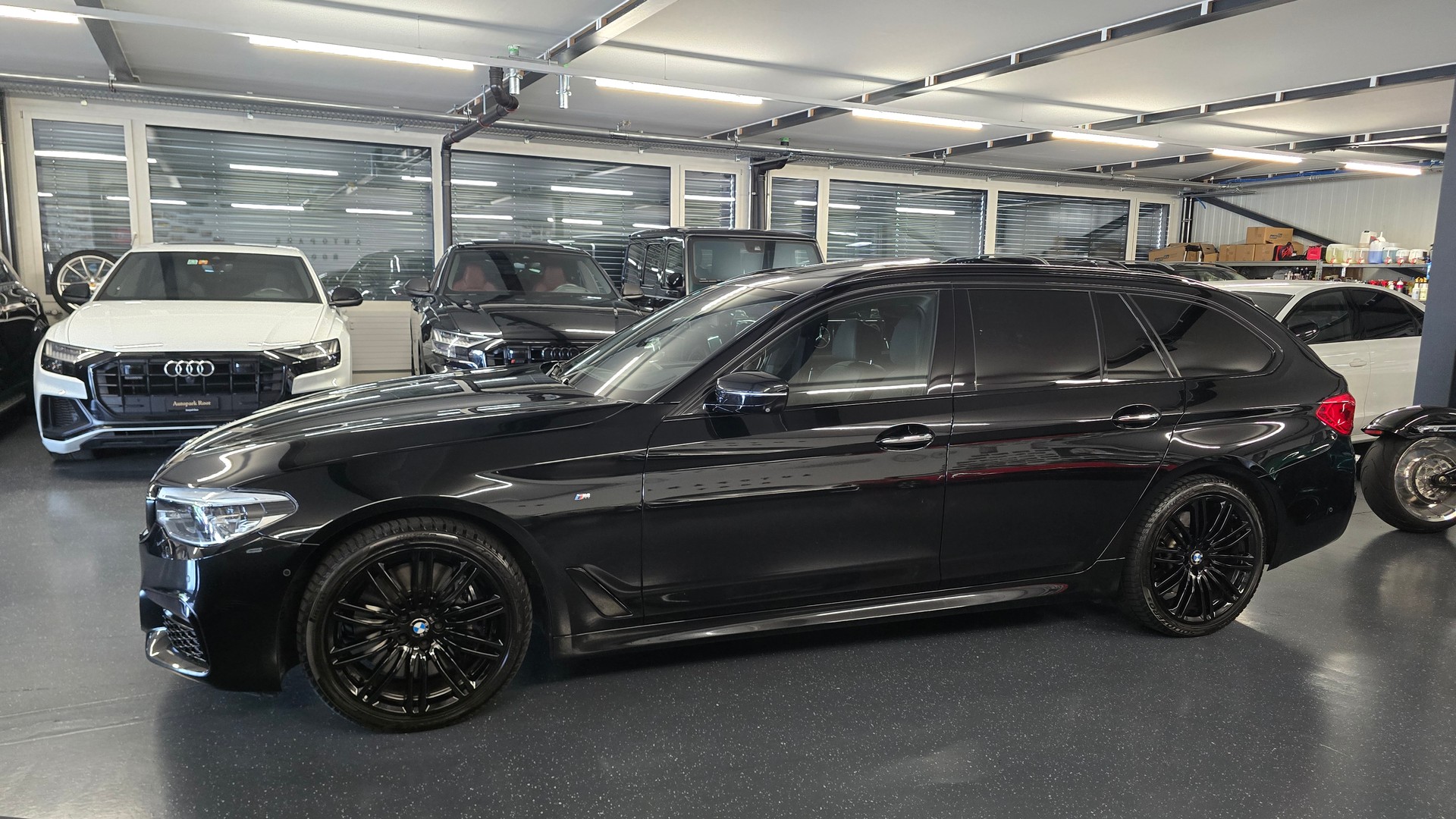 BMW 540d xDrive Touring M Sport Paket Steptronic-image-10