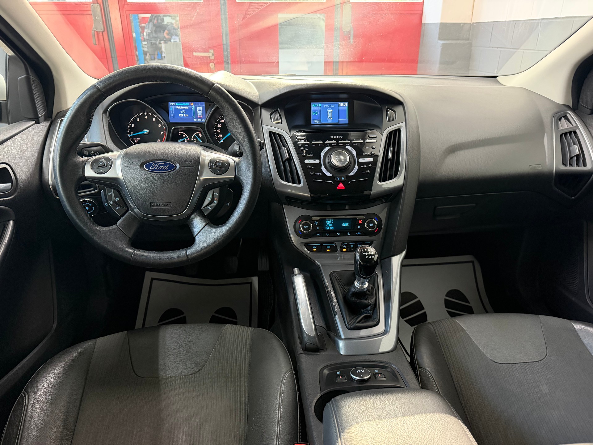 FORD Focus 1.6 SCTi Titanium //NEU AB MFK!-image-10