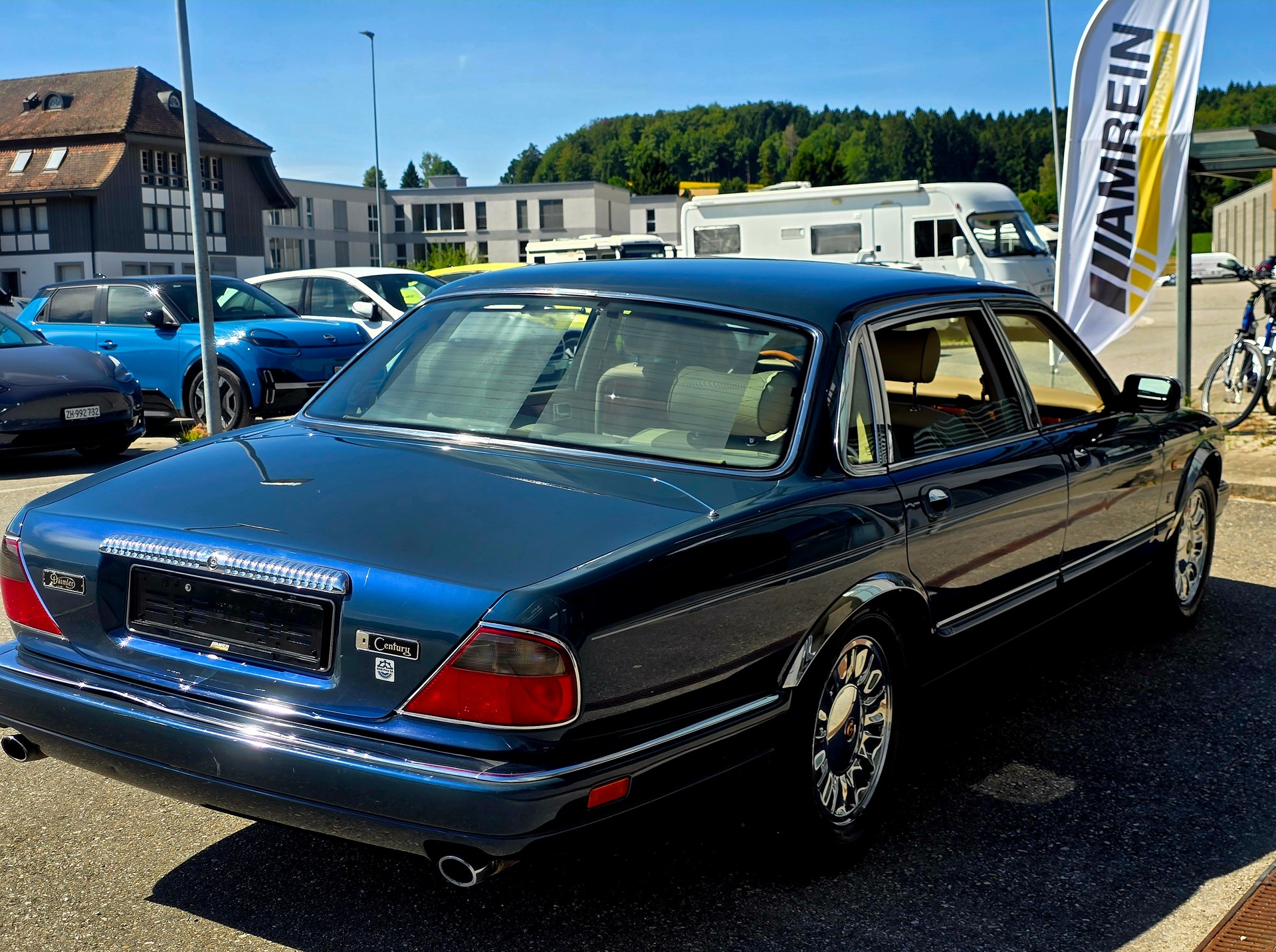DAIMLER 6.0 Double Six Majestic-image-3