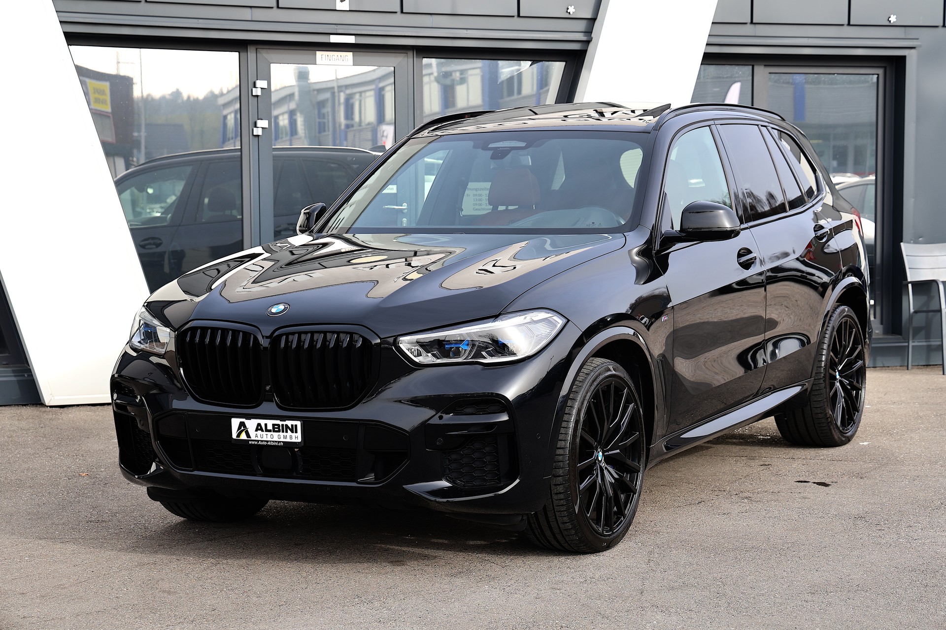 BMW X5 40d xDrive BMW X5 xDrive 48V 40d M-Sport Steptronic-showroom-element-1