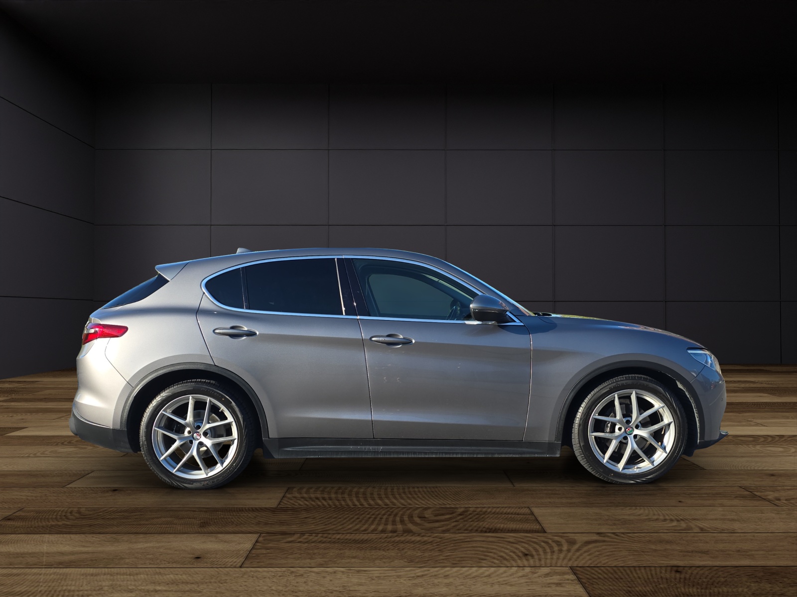 ALFA ROMEO 2.0 First Edition Q4 Automatic CH-Fahrzeug-image-4