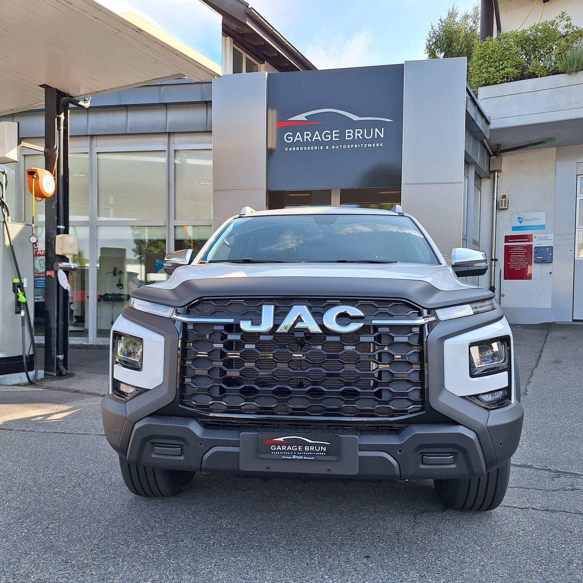 JAC T9EV 88kWh Luxury 4x4