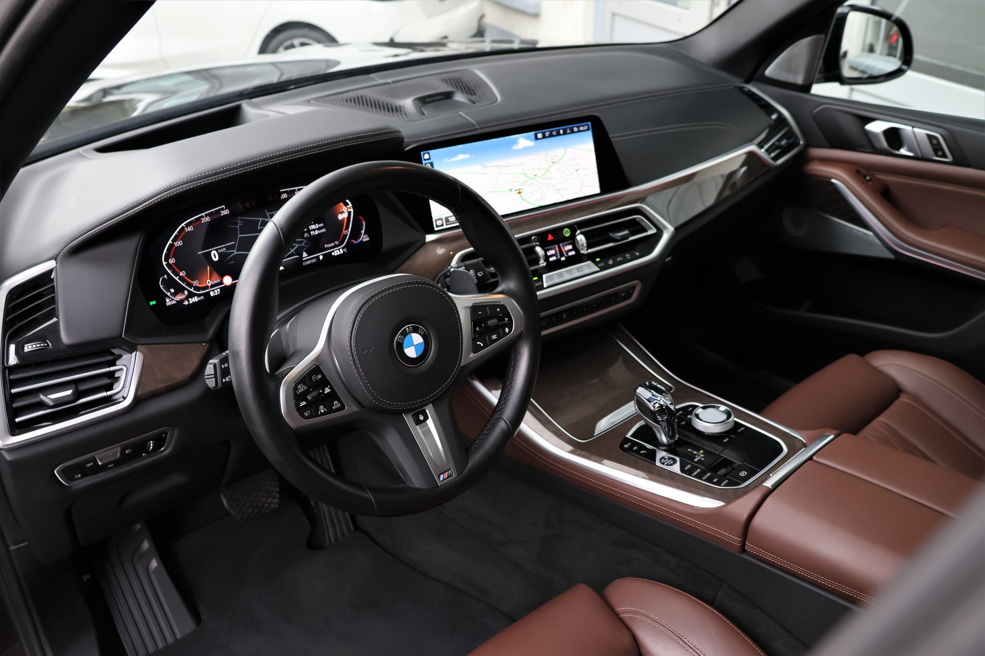BMW X5 xDrive 48V 40d xLine Steptronic (CH) + 2.7T AHK-image-9