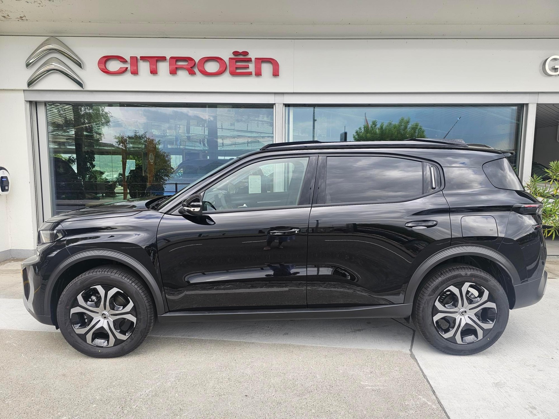 CITROEN C3 Aircross 1.2 Hybrid Plus-image-1