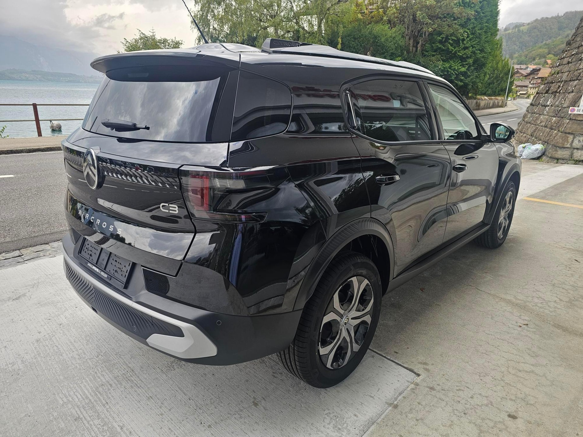 CITROEN C3 Aircross 1.2 Hybrid Plus-image-3