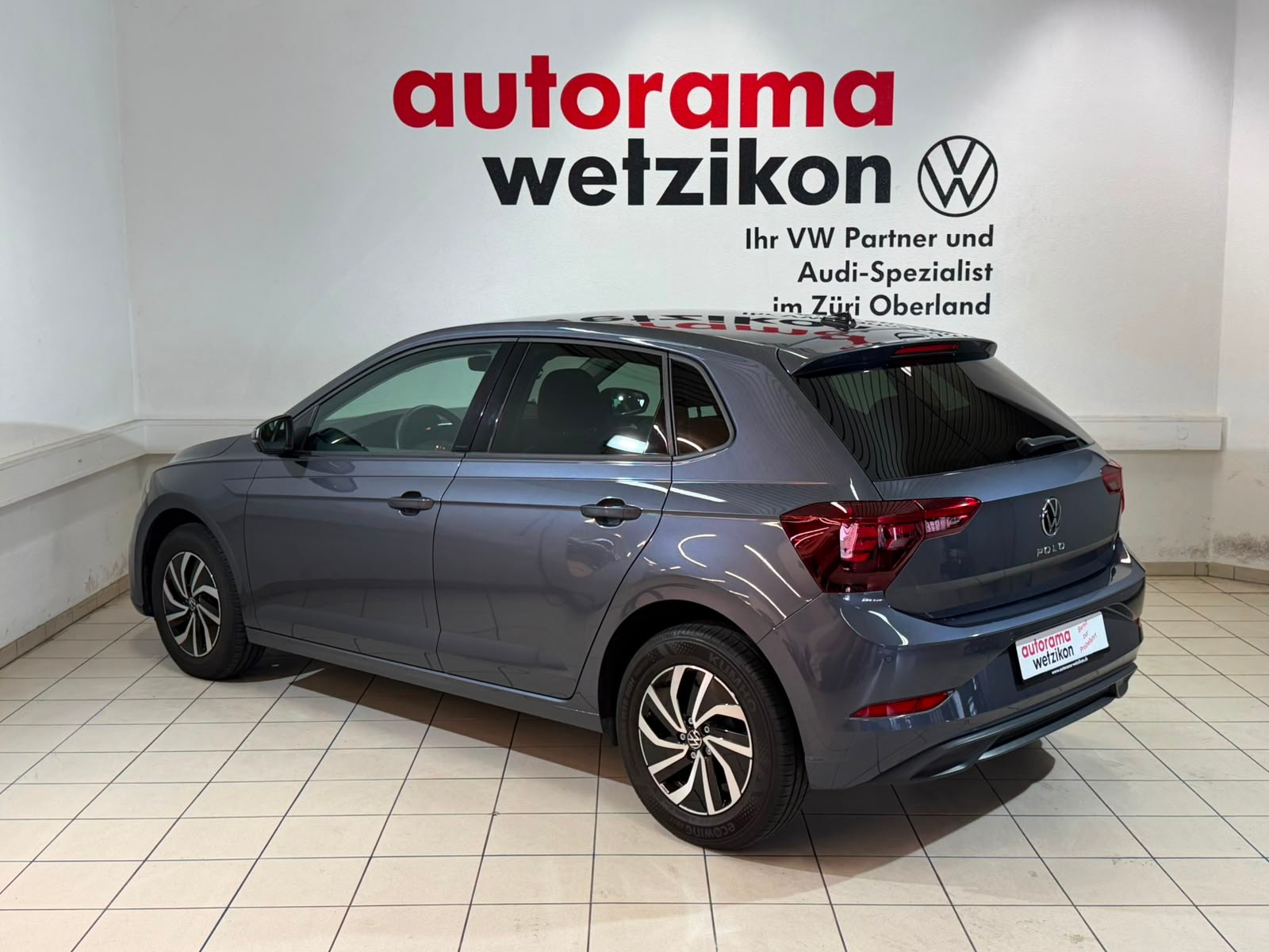 VW Polo 1.0 TSI Life-showroom-element-2