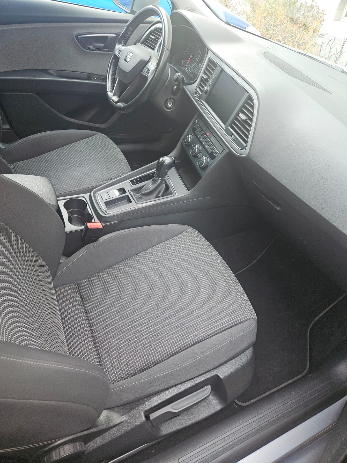 SEAT 1.6 TDI 115 Style DSG-image-5