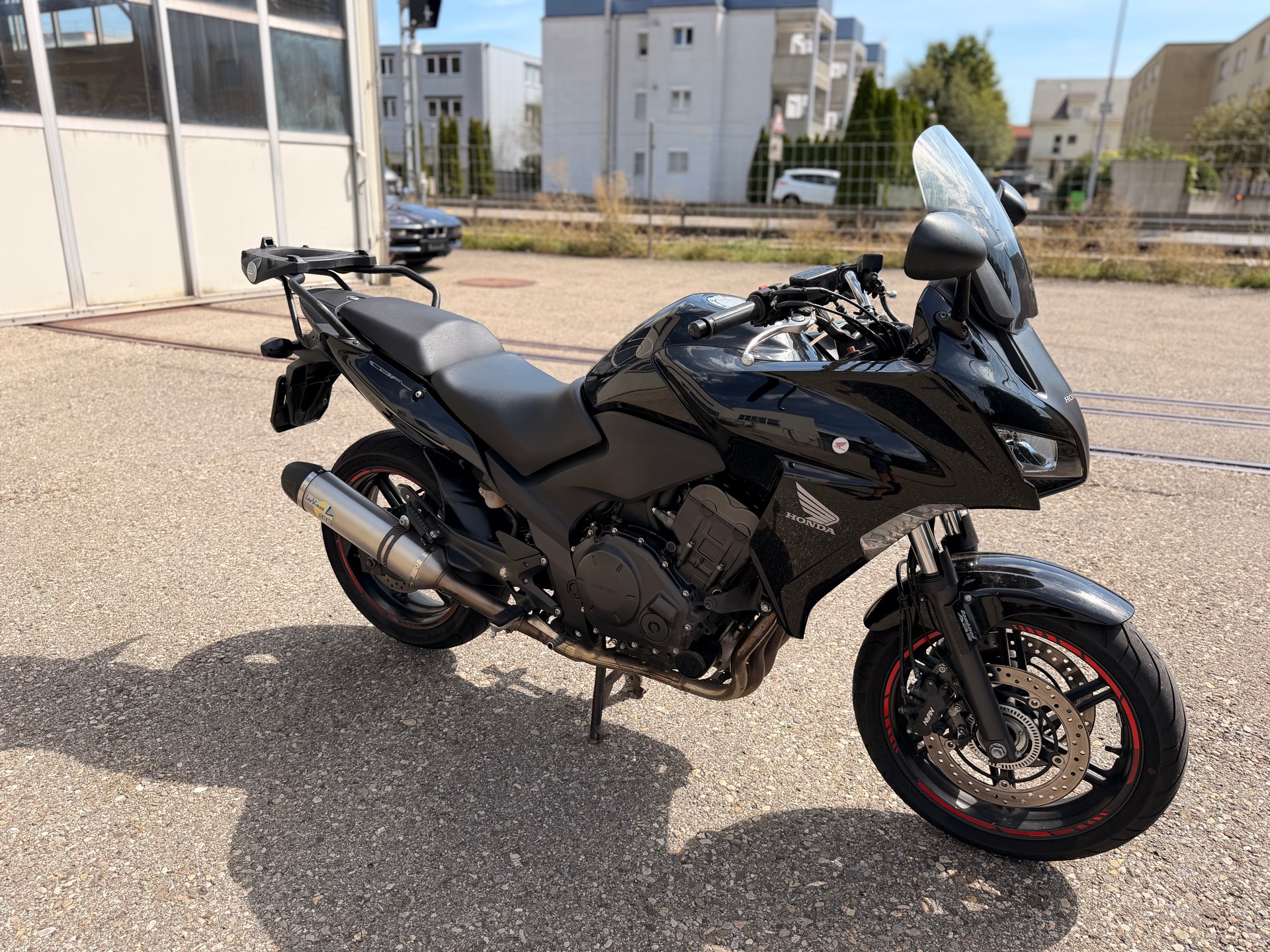 HONDA CBF 1000 F ABS-image-1