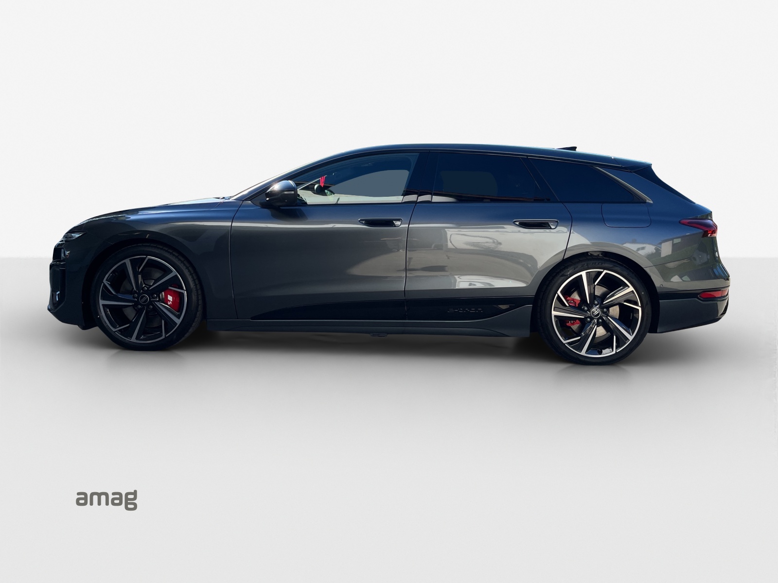 AUDI S6 Avant e-tron quattro-showroom-element-1