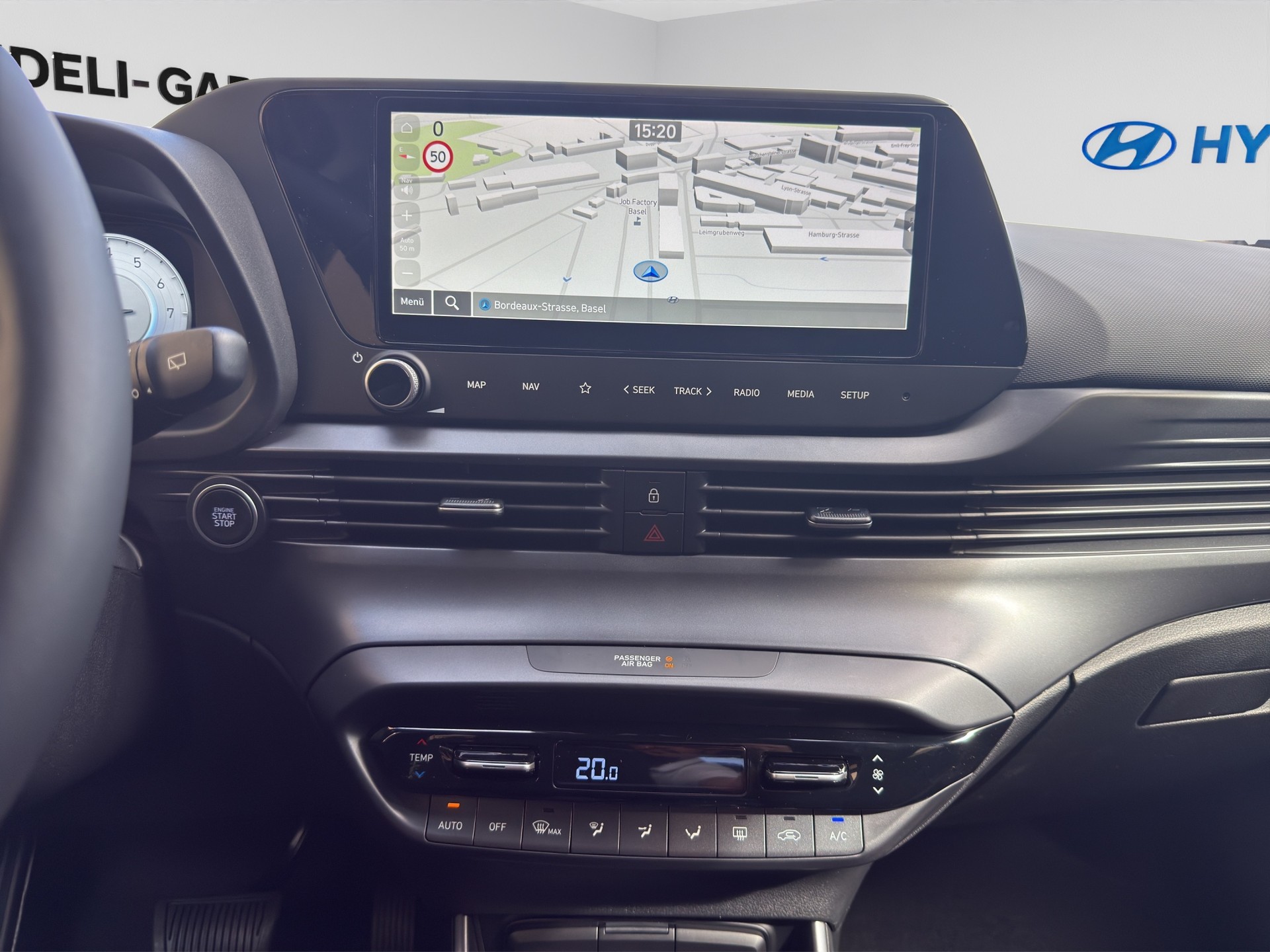 HYUNDAI i20 1.0 T-GDi Vertex DCT-image-15