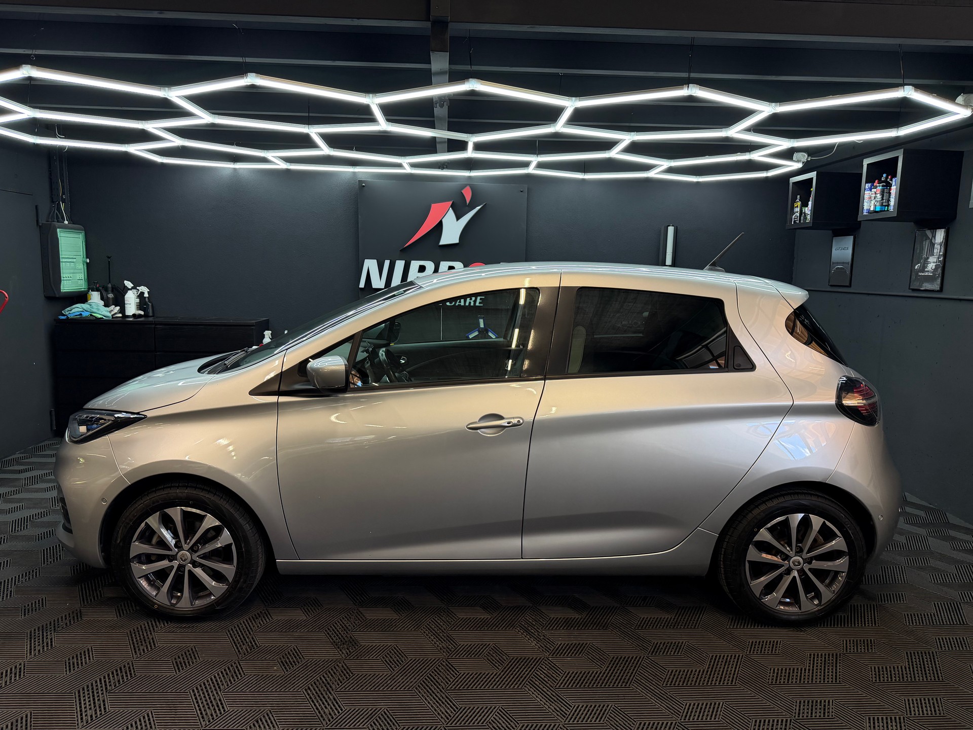 RENAULT Zoe Intens R135 (incl. Batterie)-showroom-element-2