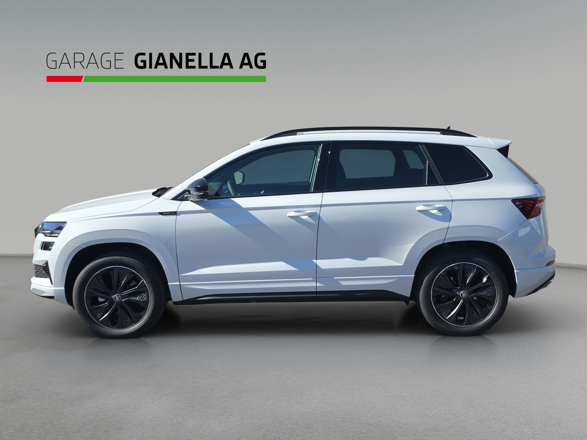 SKODA Karoq 2.0 TSI SportLine 4x4 DSG-showroom-element-1