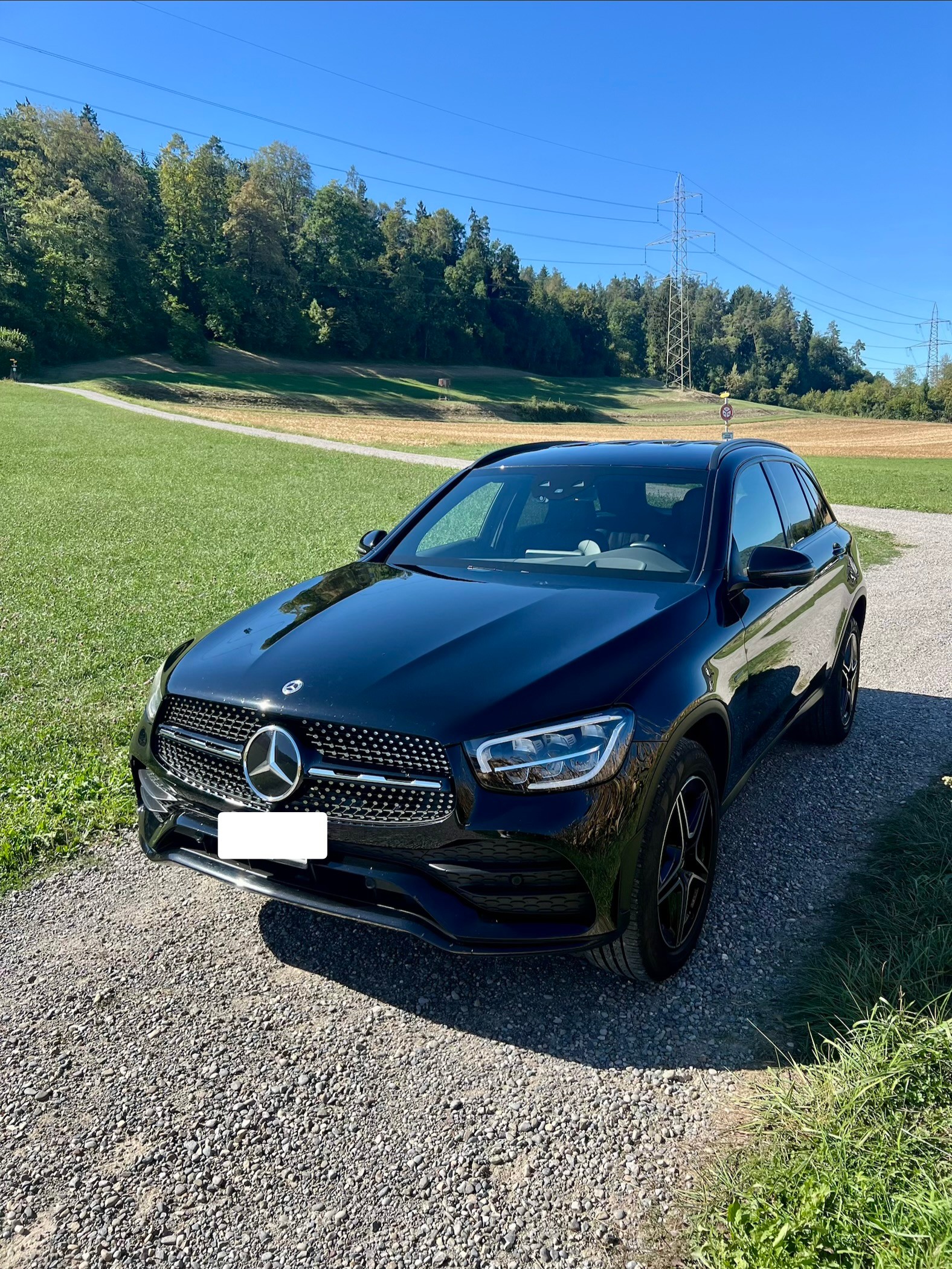MERCEDES-BENZ GLC 300 de AMG Line 4m-image-9