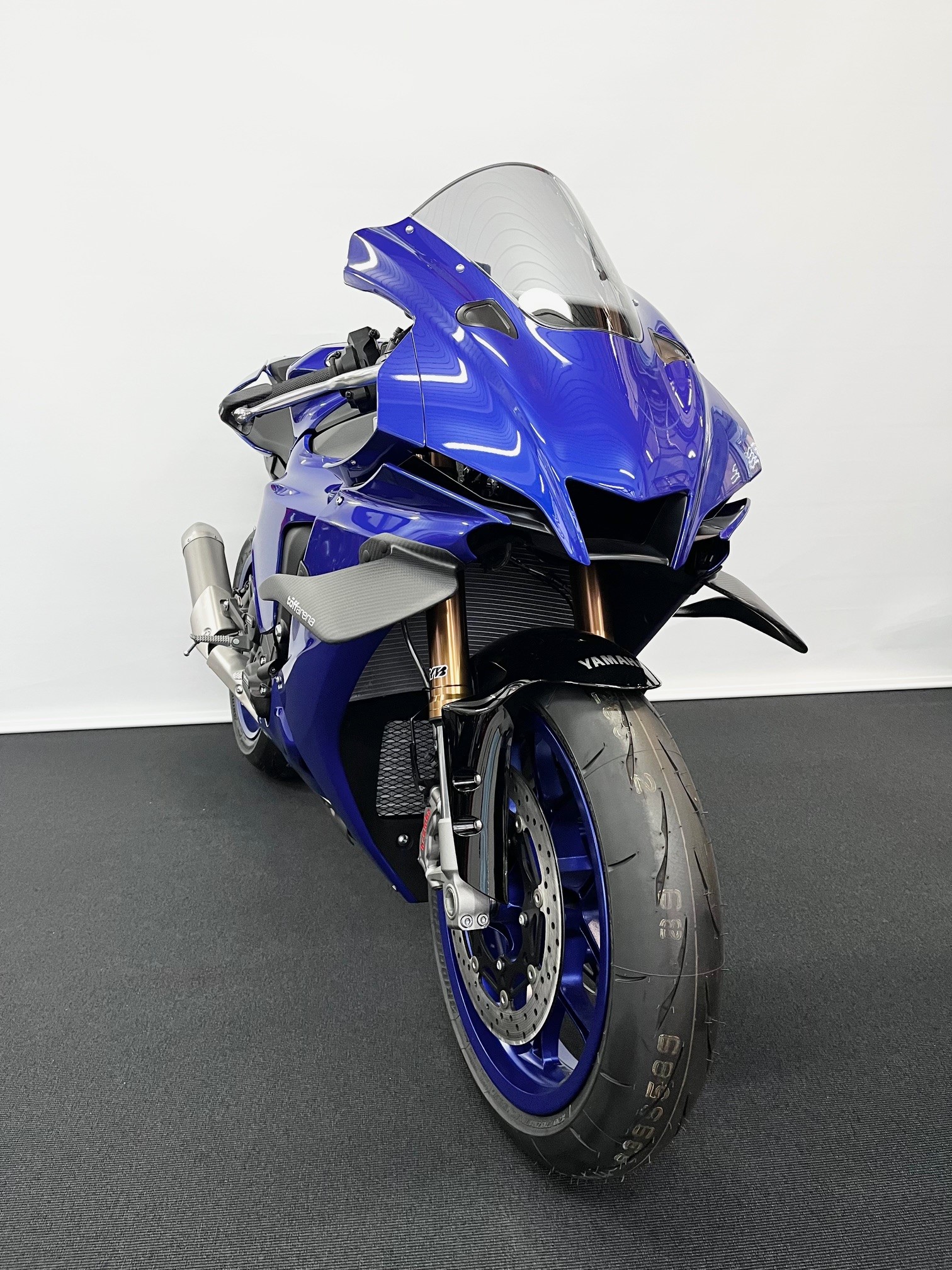 YAMAHA YZF-R1 ABS-image-3