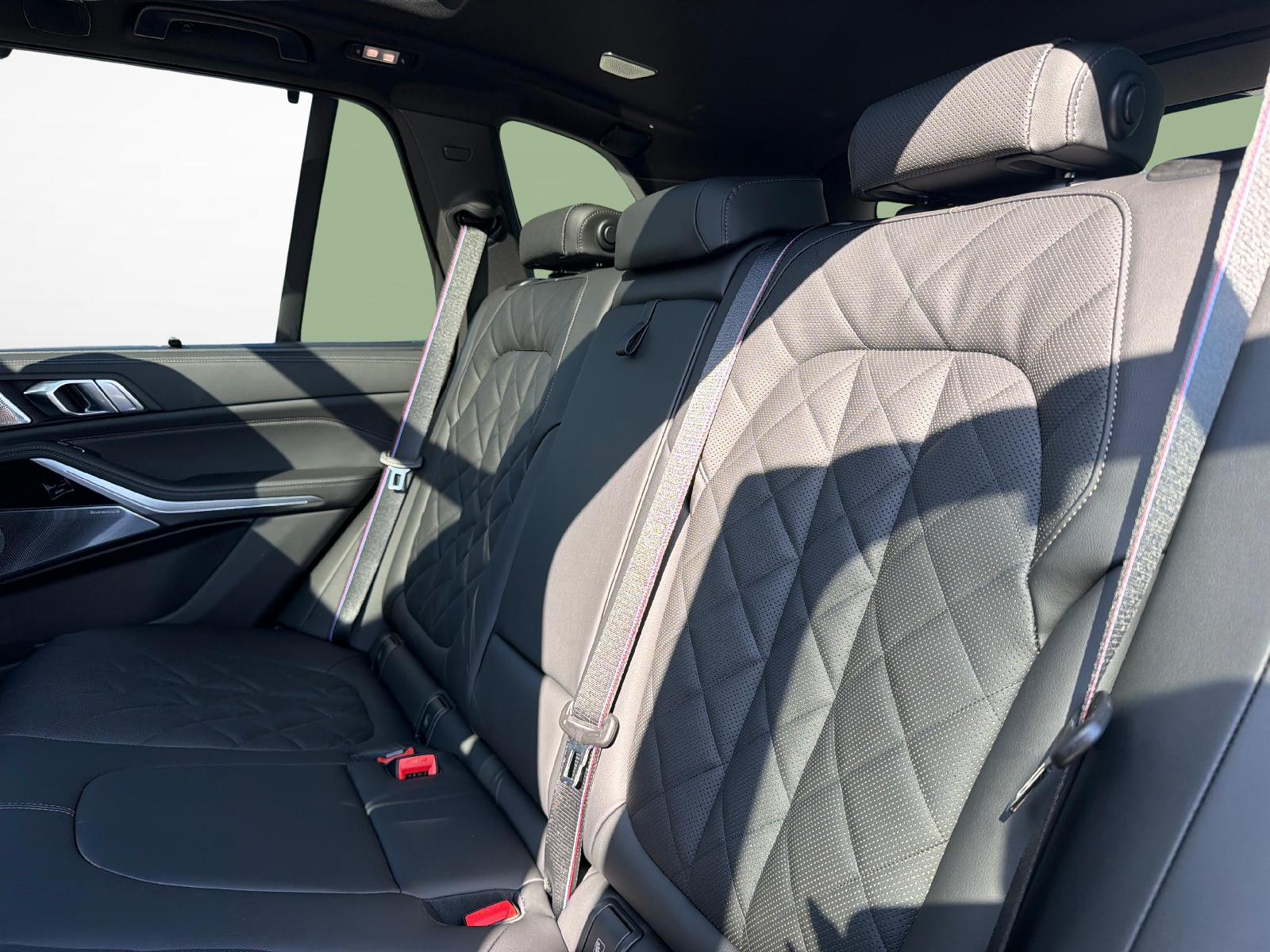 BMW X5 40i xDrive SAG-image-18