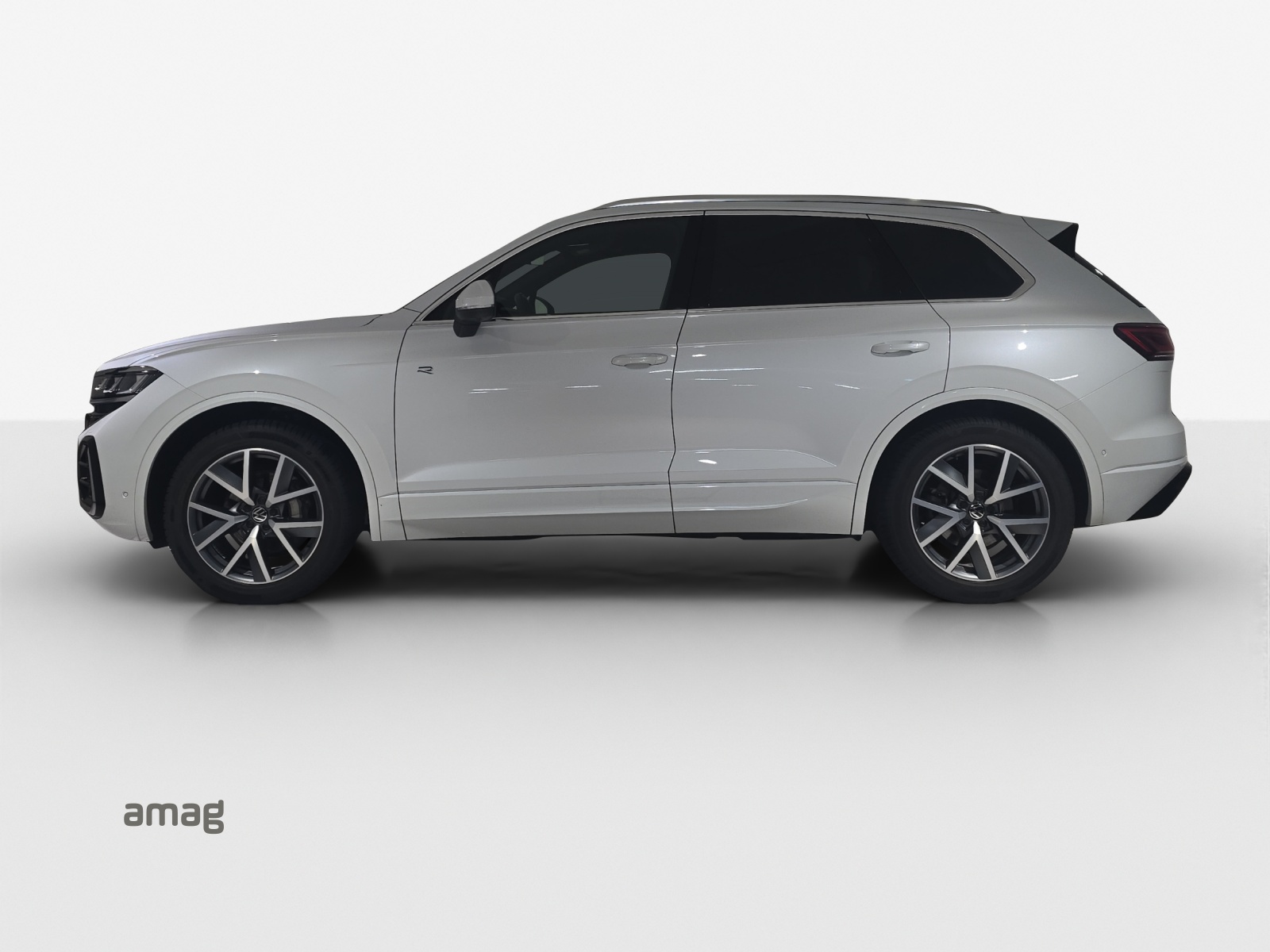 VW Touareg 3.0 TDI R-Line Tiptronic-showroom-element-1