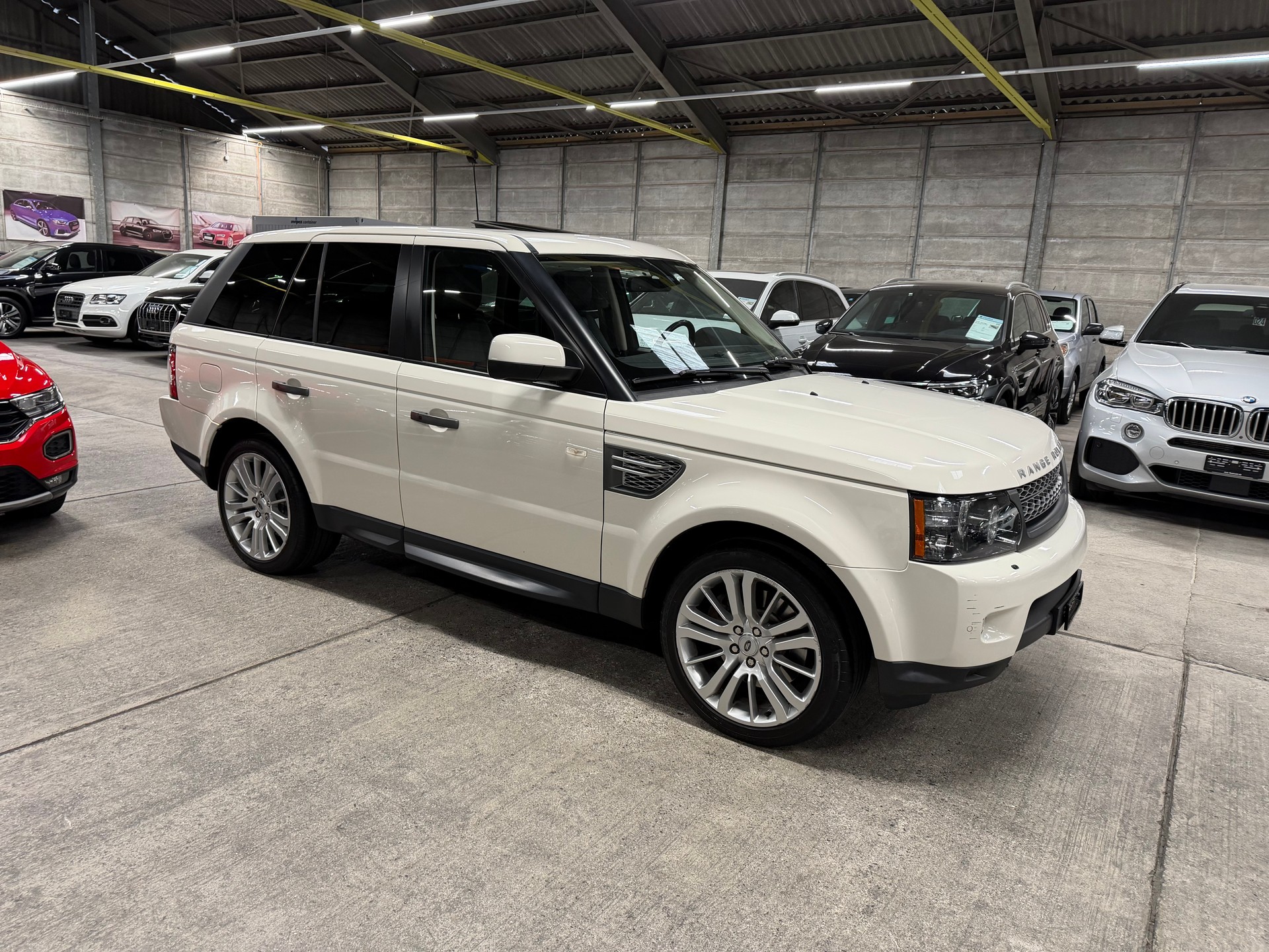 LAND ROVER Range Rover Sport 3.6 TDV8 Autobiography Automatic-showroom-element-1