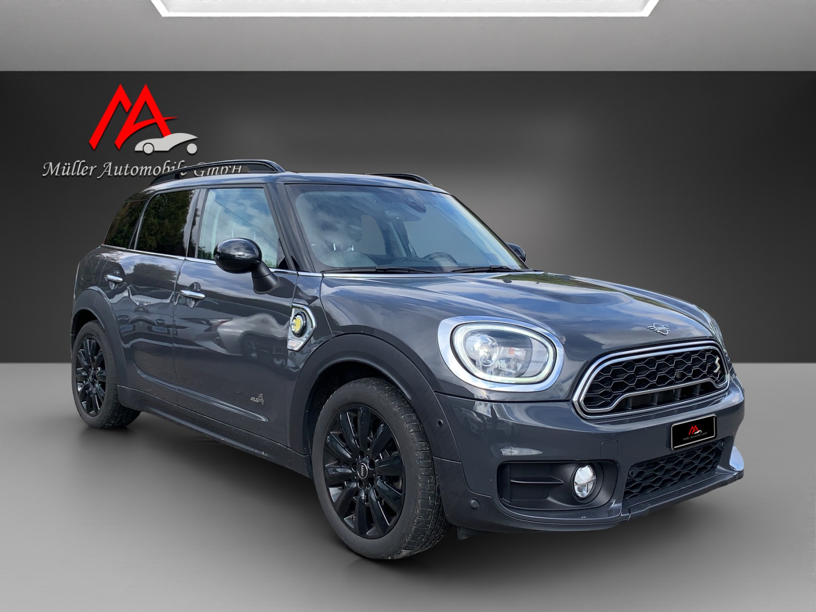 MINI Countryman Cooper S E ALL4 Steptronic-showroom-element-1