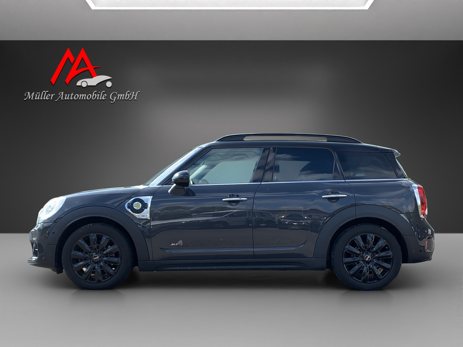 MINI Countryman Cooper S E ALL4 Steptronic-showroom-element-3