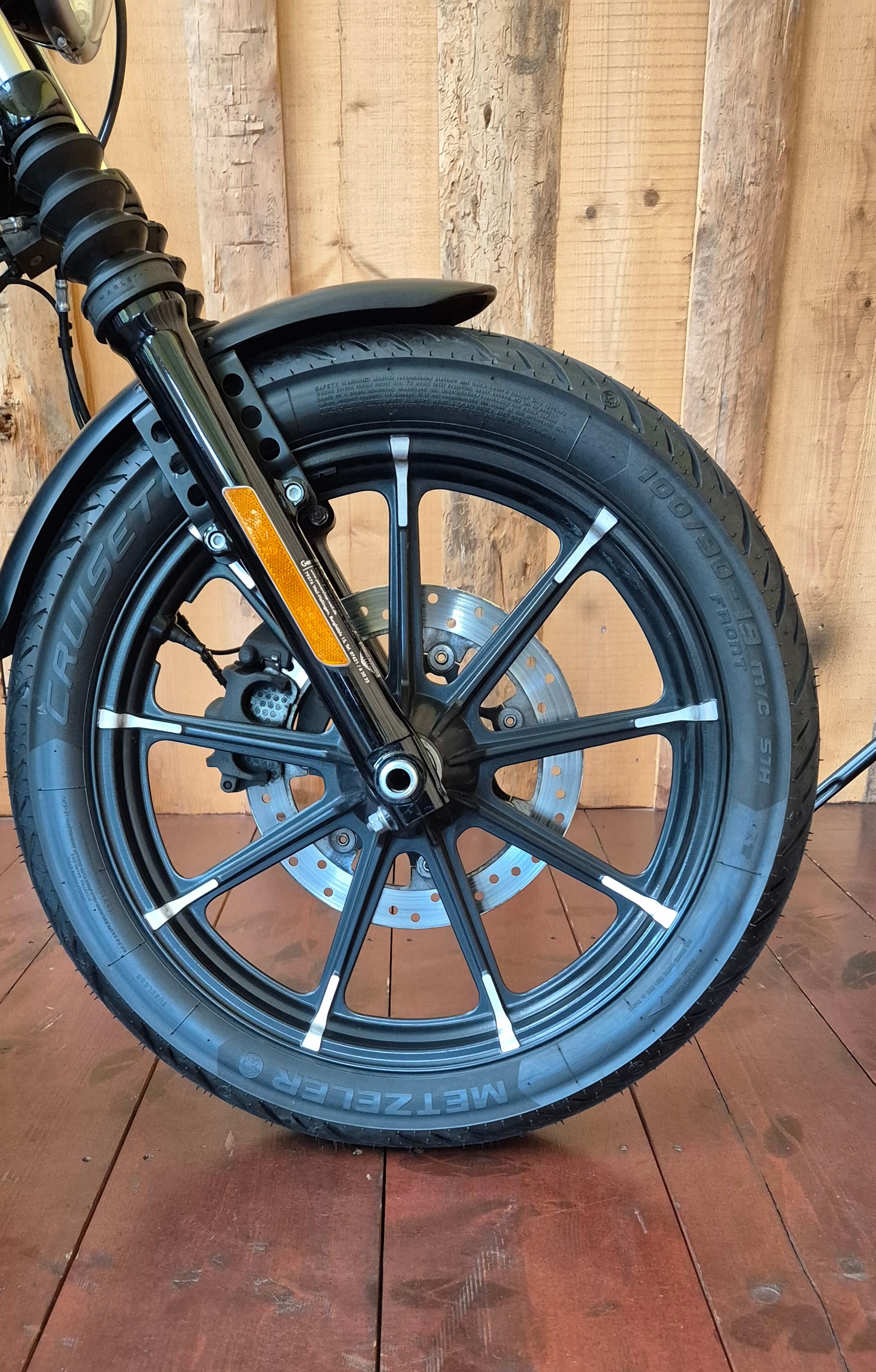 HARLEY-DAVIDSON Iron-image-2