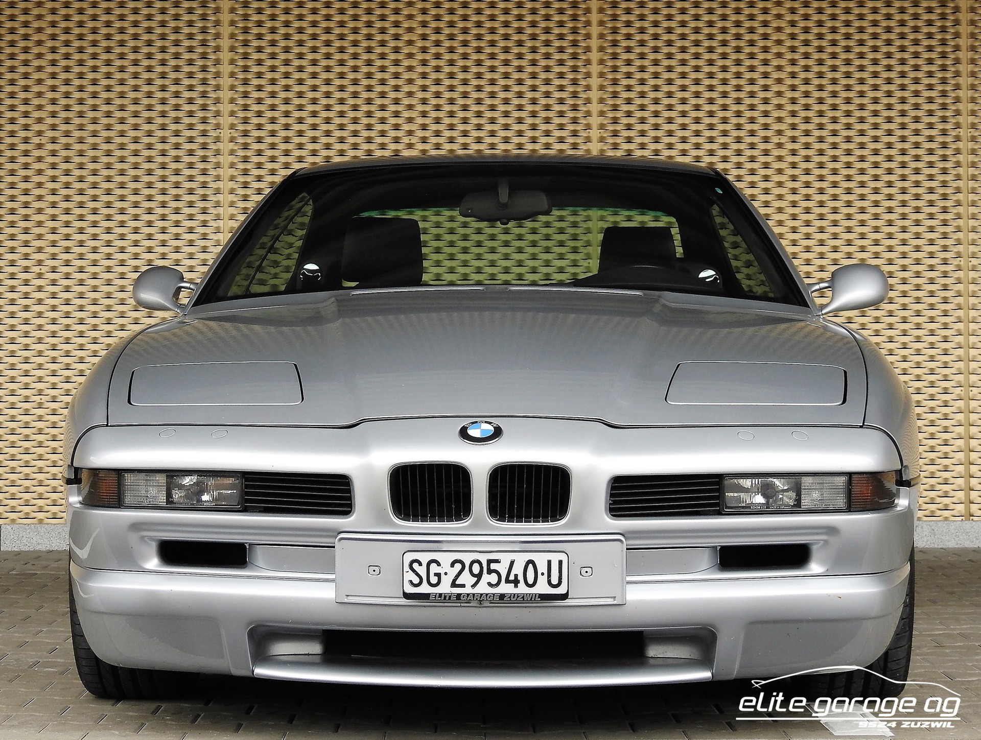 BMW 850CSi-image-1
