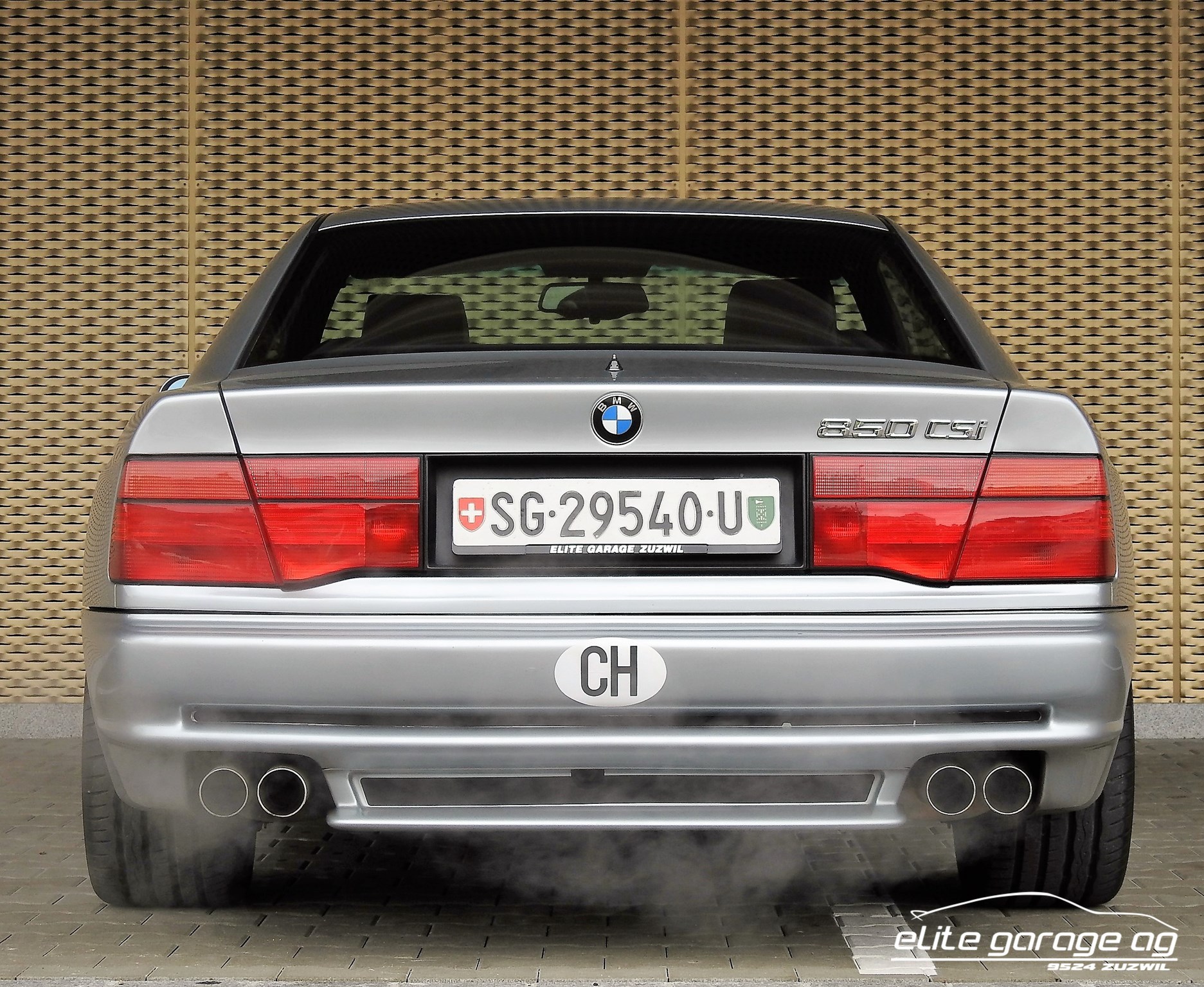 BMW 850CSi-image-3